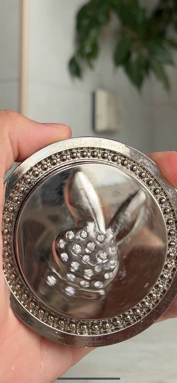 Playboy Playboy belt buckle bling Playboy bunny logo spins around Size ONE SIZE - 3 Thumbnail