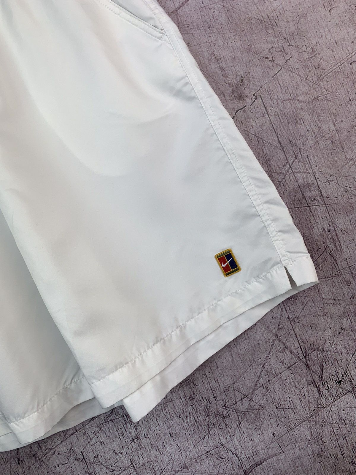 Nike × Vintage Vintage Nike Court Shorts Size US 34 / EU 50 - 3 Thumbnail