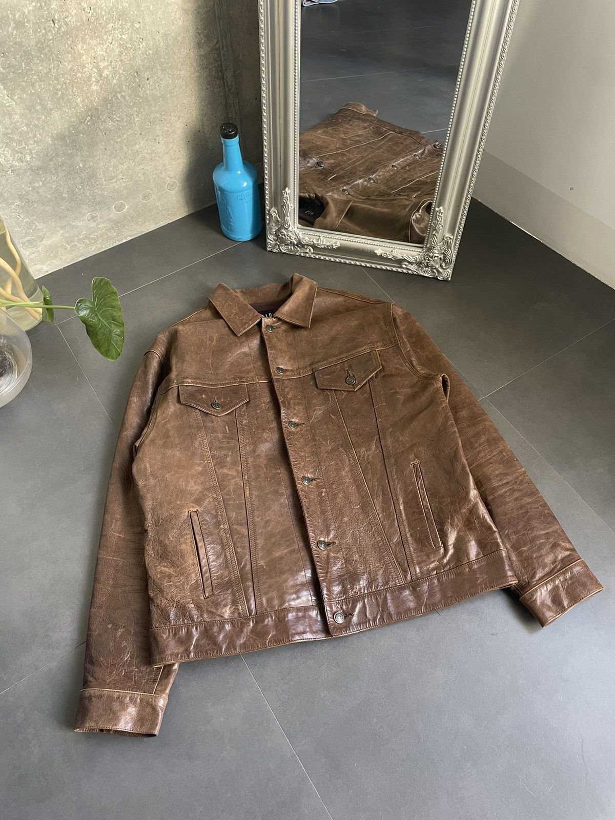 Gap Vintage Gap Brown Leather Trucker Jacket Motorcycle Style Size US L / EU 52-54 / 3 - 4 Thumbnail
