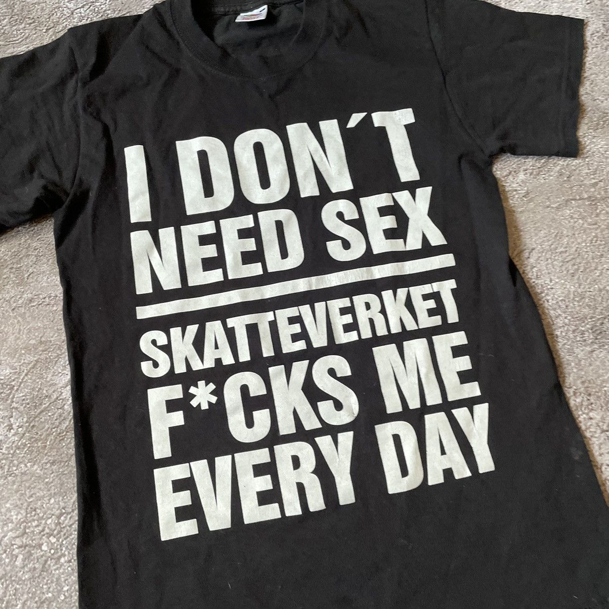 Vintage Vintage Y2K Skate Graphic Tee Sun Faded Black Baggy Slim S Size US S / EU 44-46 / 1 - 6 Thumbnail