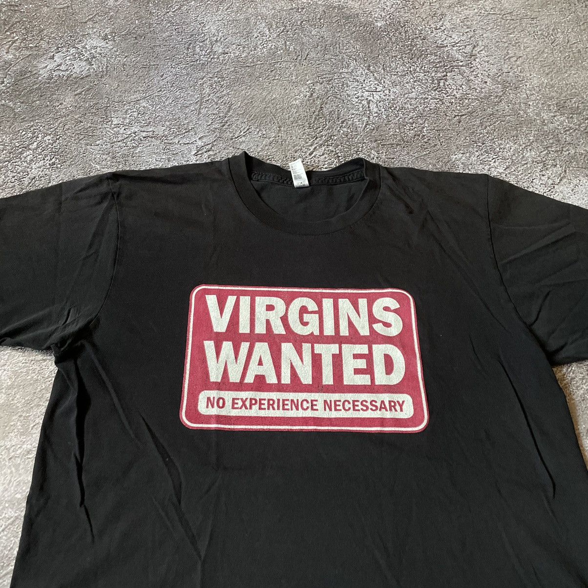 Vintage Vintage Y2K Graphic Tee Virgins Wanted Funny Print Black M Size US M / EU 48-50 / 2 - 5 Thumbnail