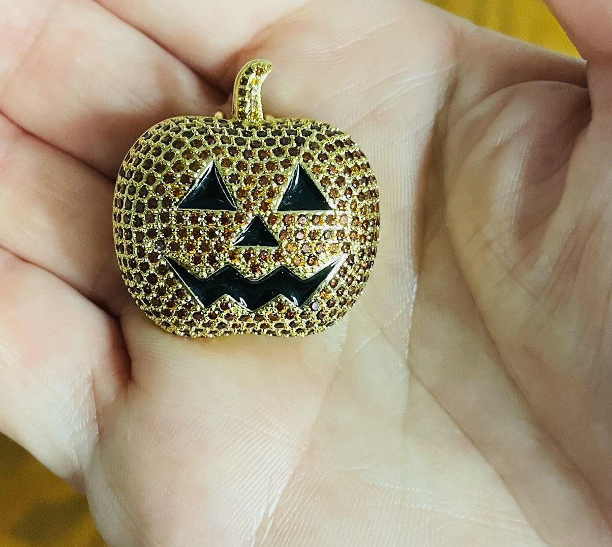 Jewelry Icy Pumpkin Jack Frost Necklace Pendant Size ONE SIZE - 3 Thumbnail