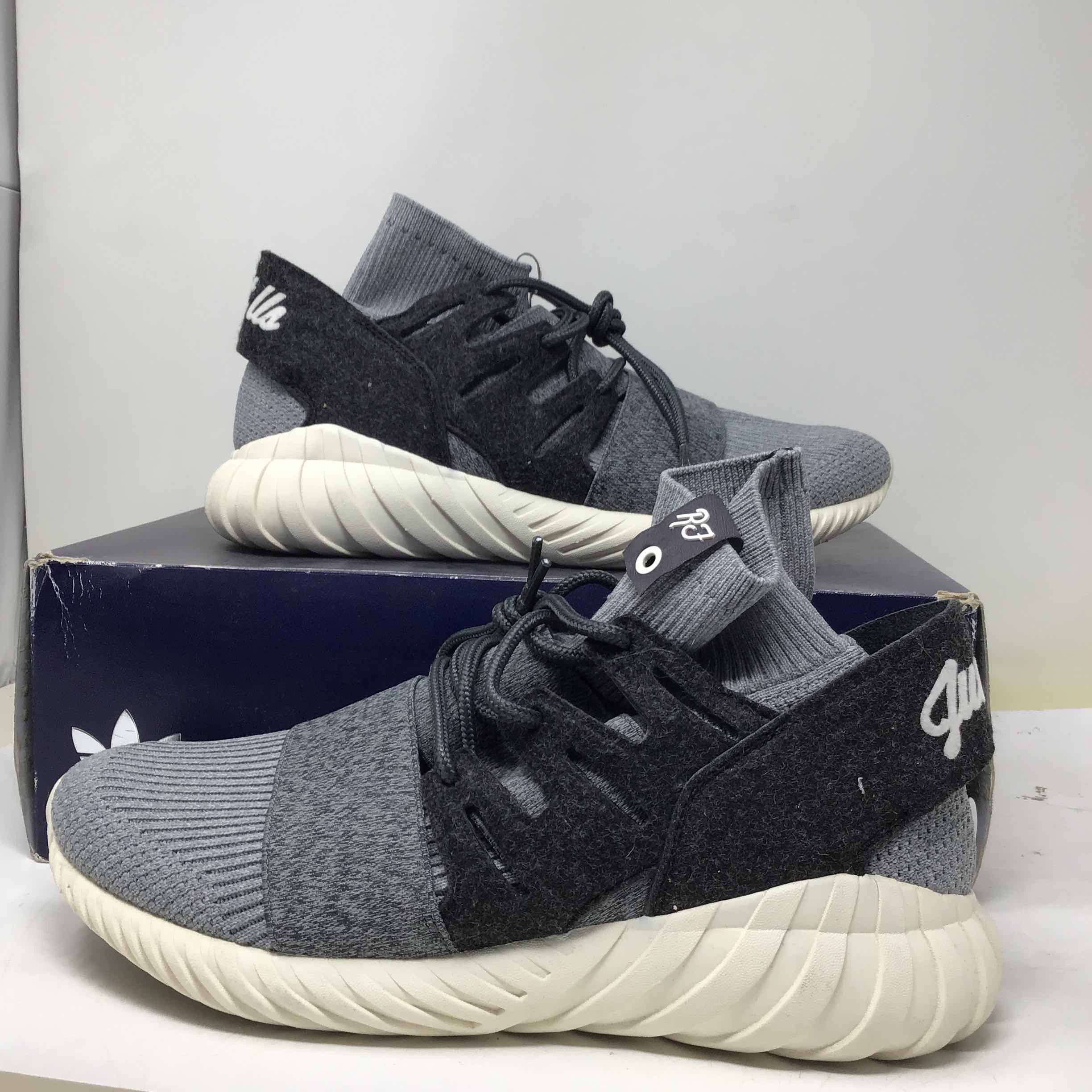 USA discount store Ronnie Fieg x Tubular Doom Just Us