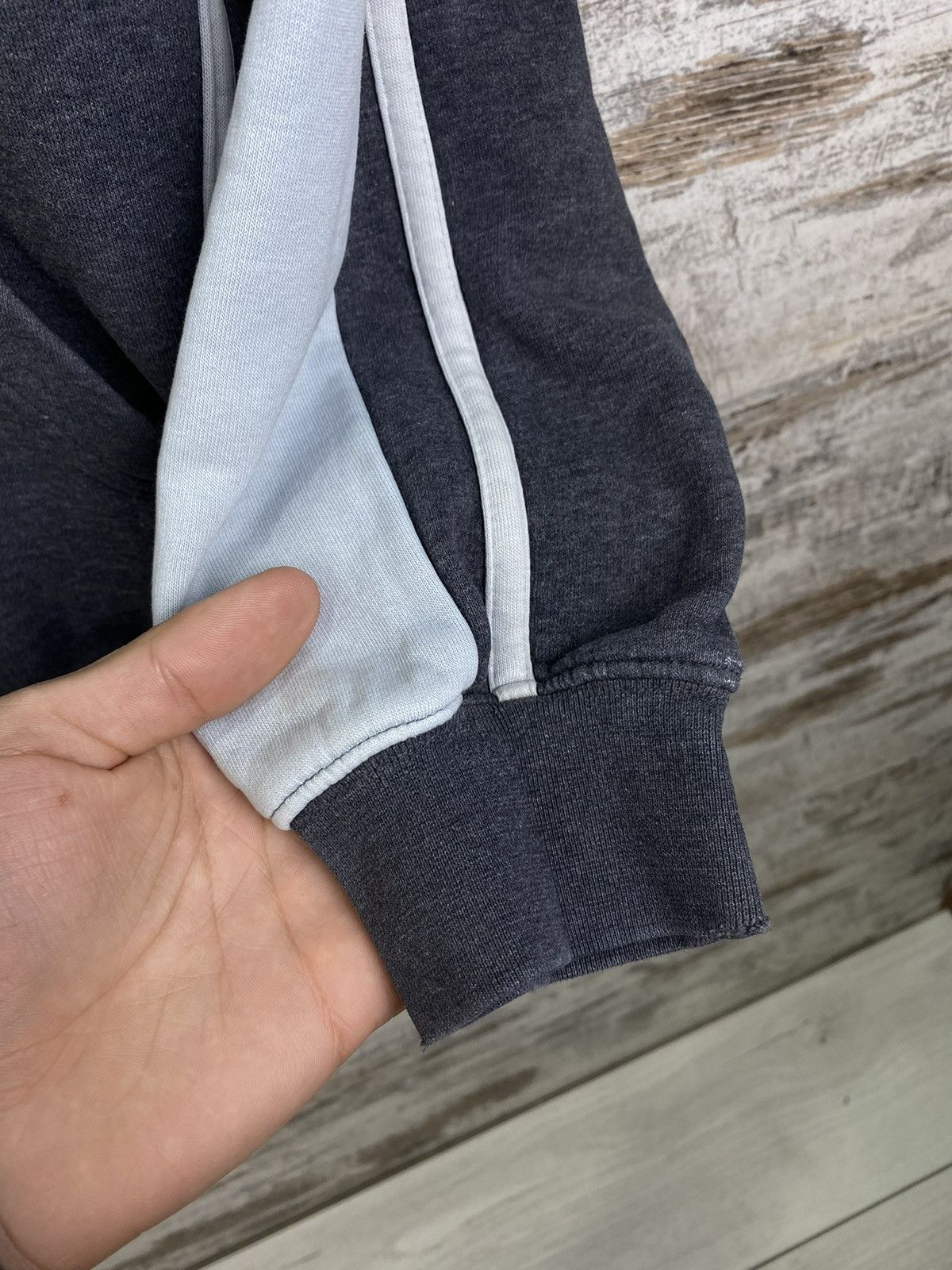 Nike Mens Vintage Nike Hoodie big logo swoosh tn acg streetwear Size US M / EU 48-50 / 2 - 9 Thumbnail