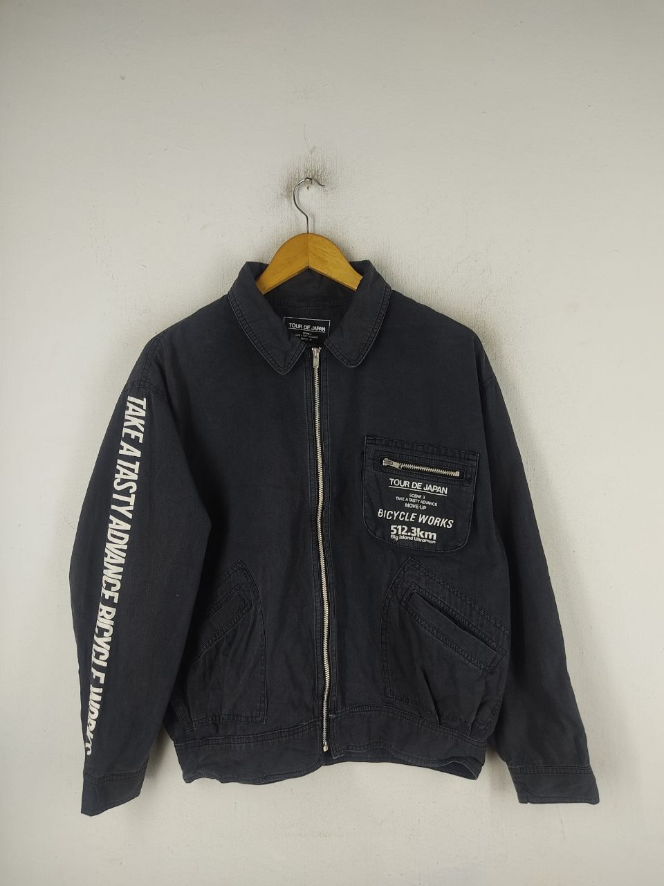 Japanese Brand × Vintage Vintage Tour De Japan Bicycle Works Big Island Ultraman Size US M / EU 48-50 / 2 - 1 Thumbnail