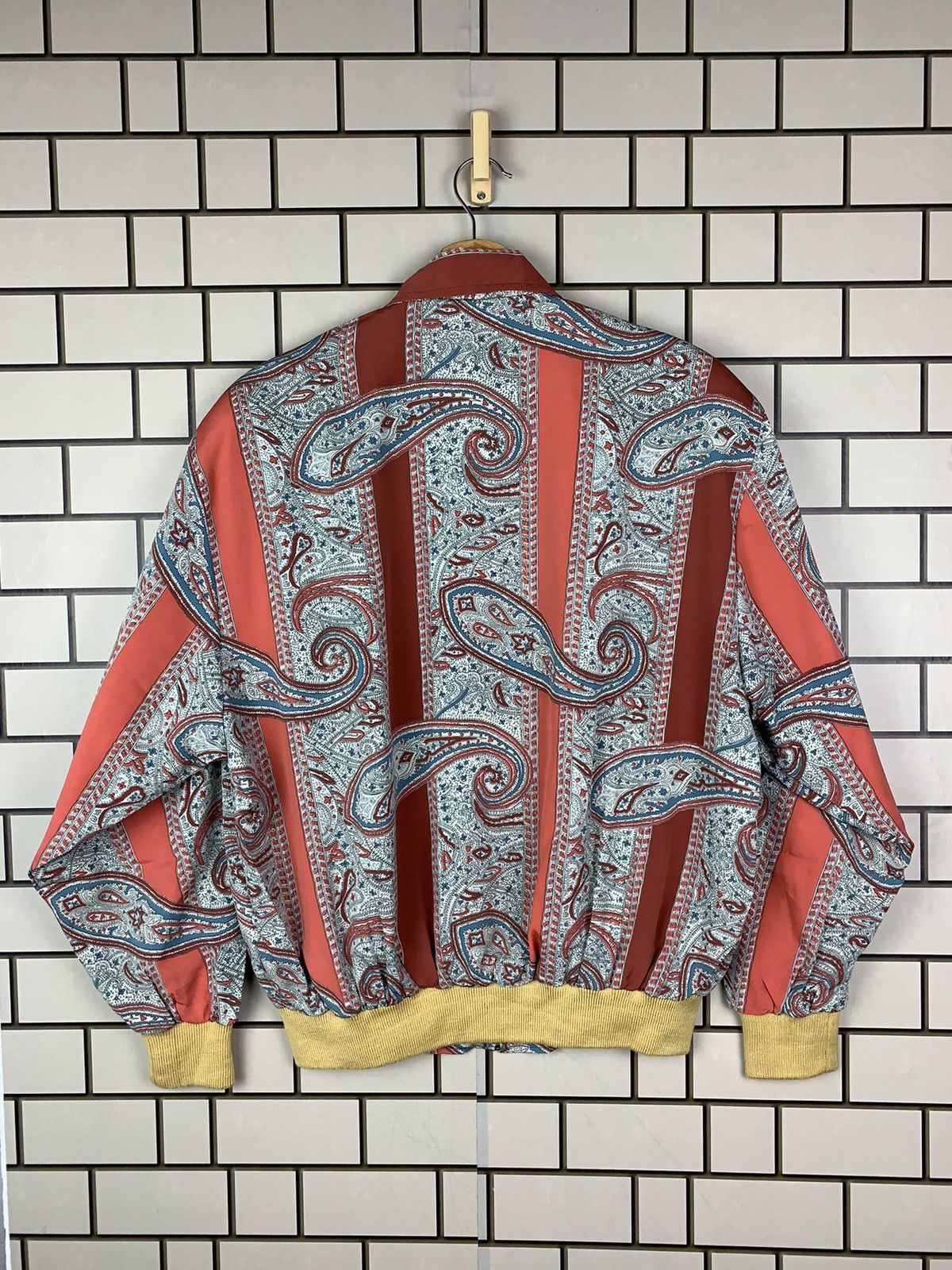 Japanese Brand × Vintage Vintage Japanese Brand Feminine Bandana Bomber Jacket Size US M / EU 48-50 / 2 - 3 Thumbnail