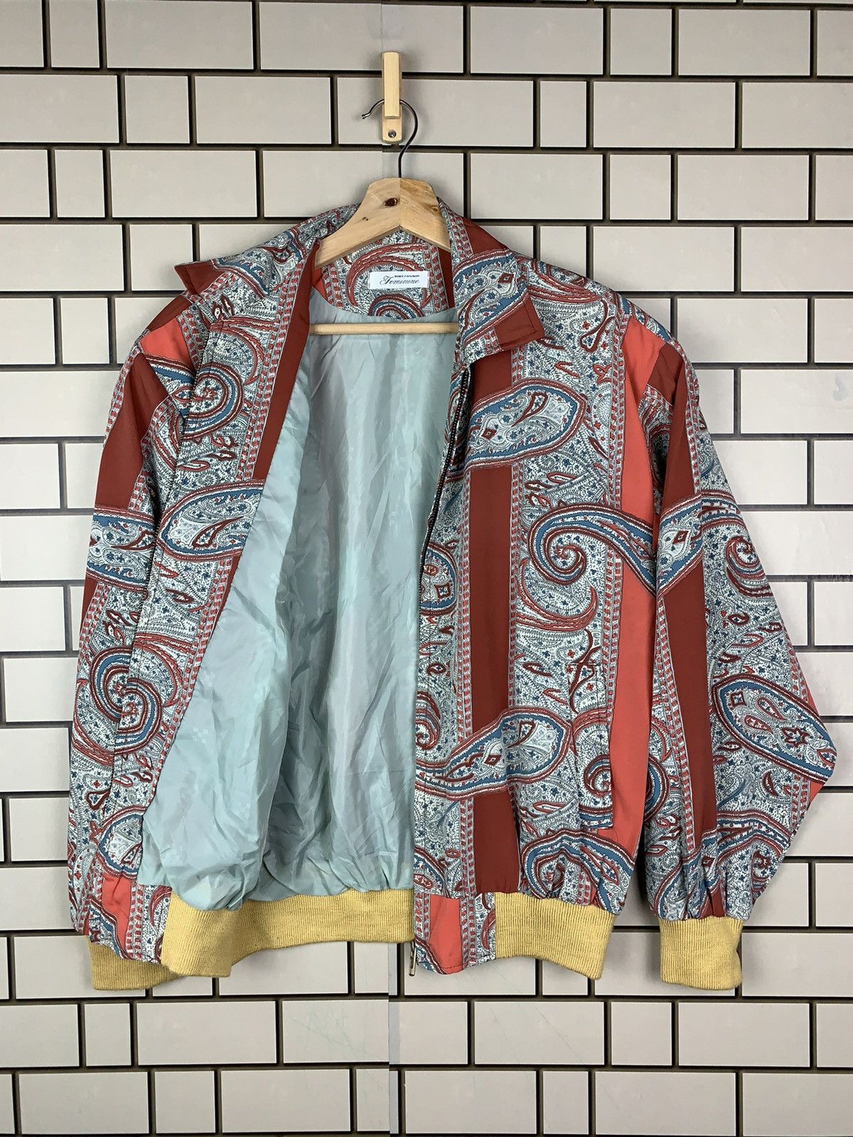 Japanese Brand × Vintage Vintage Japanese Brand Feminine Bandana Bomber Jacket Size US M / EU 48-50 / 2 - 2 Thumbnail