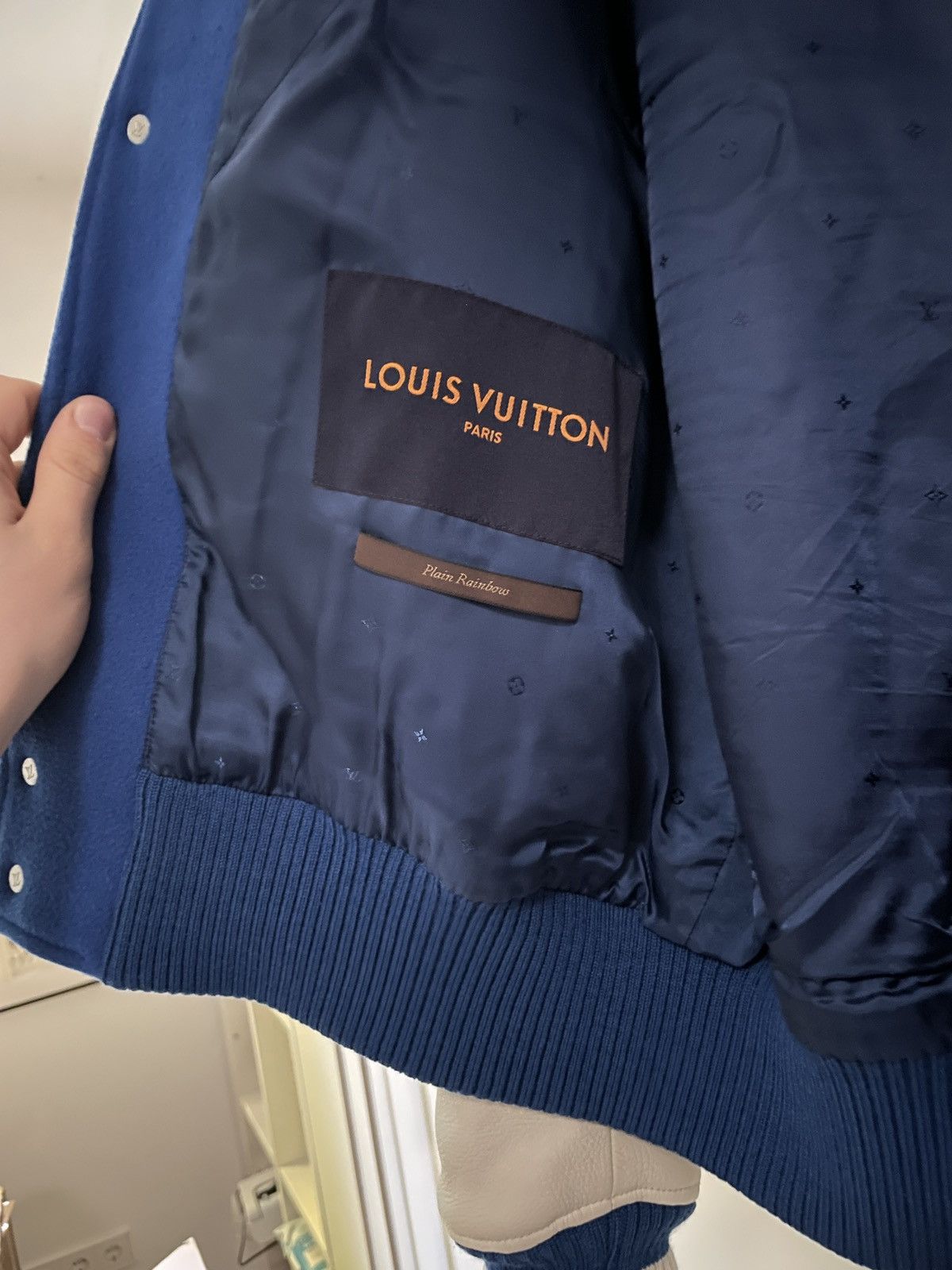 Louis Vuitton × Virgil Abloh LV SS19 Wizard Of Oz Varsity Jacket Plain Rainbow Size US M / EU 48-50 / 2 - 16 Thumbnail