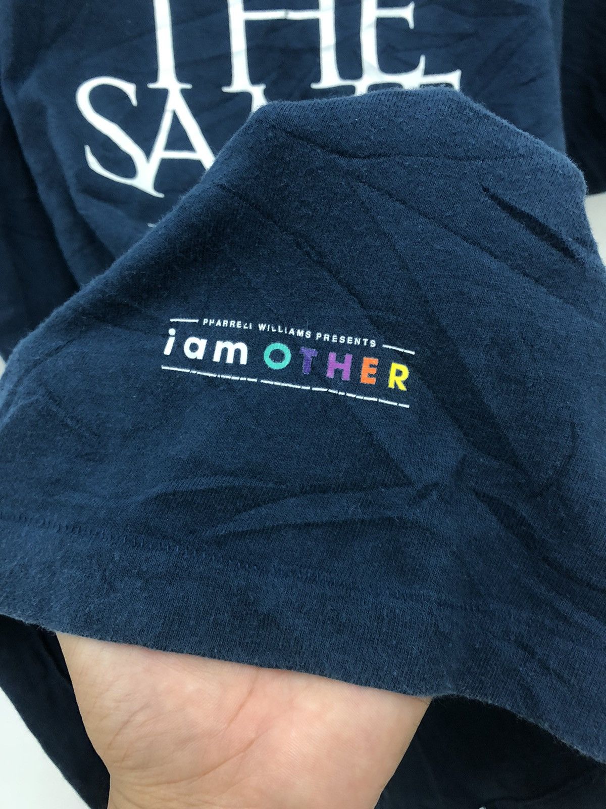 Pharrell × Uniqlo Rare Pharrell Williams I Am Other The Same Is Lame Shirt Size US L / EU 52-54 / 3 - 2 Thumbnail