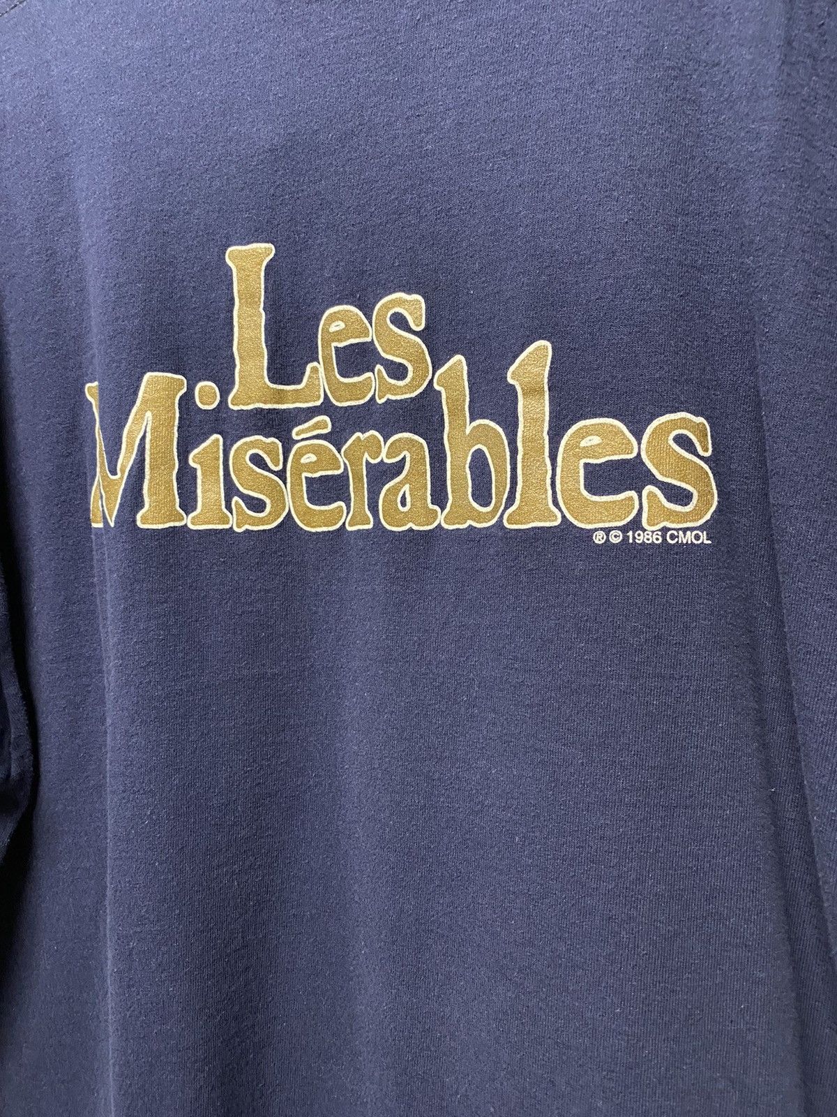 Vintage Vintage les miserables shirt Size US XL / EU 56 / 4 - 5 Preview