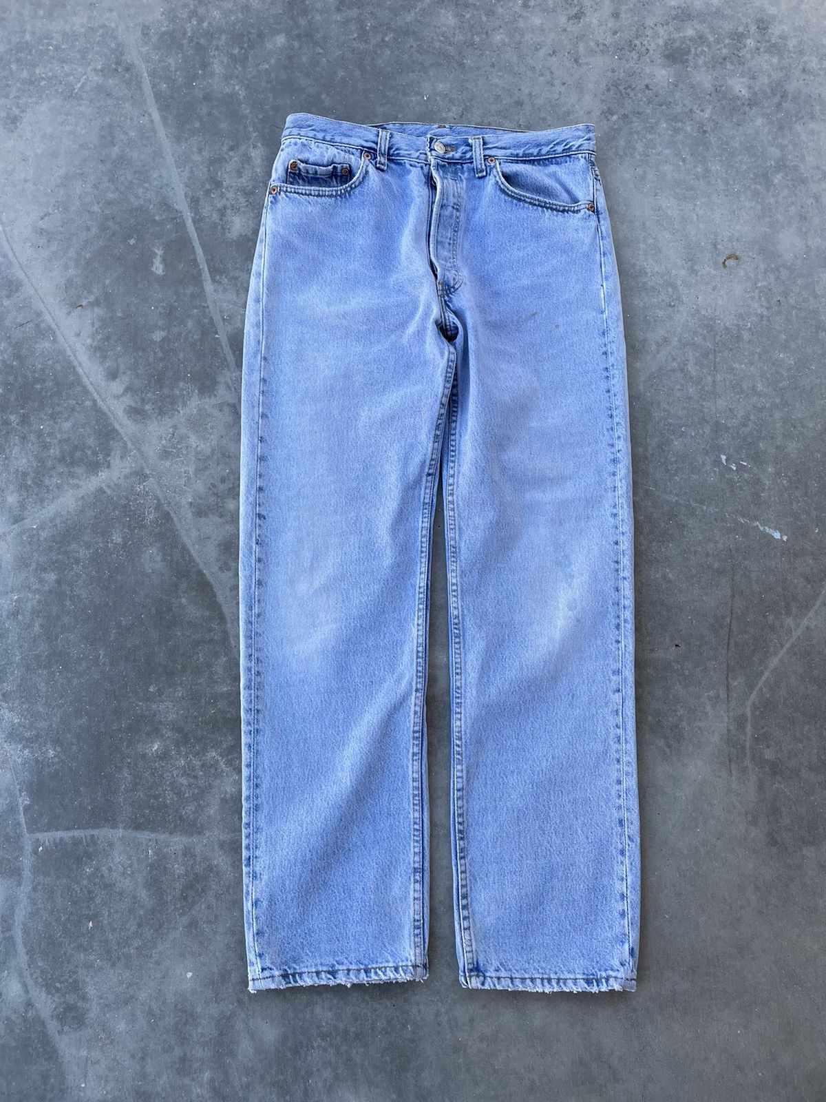 Levi's × Vintage Vintage 90's Levi's 501 Button Fly Denim Jeans Size US 32 / EU 48 - 1 Thumbnail