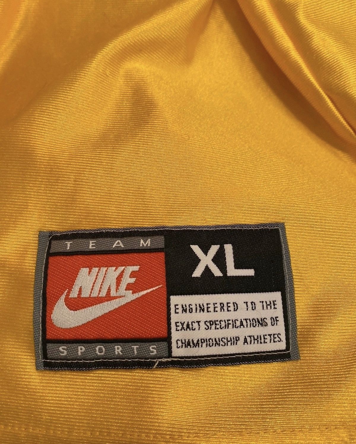 Nike × Vintage Authentic Michigan Nike Jersey Rare 23 Made in the USA Size US XXL / EU 58 / 5 - 2 Thumbnail