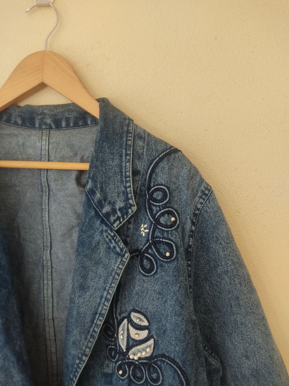 Vintage VINTAGE DENIM EMBROIDERED JACKET Size US M / EU 48-50 / 2 - 3 Thumbnail