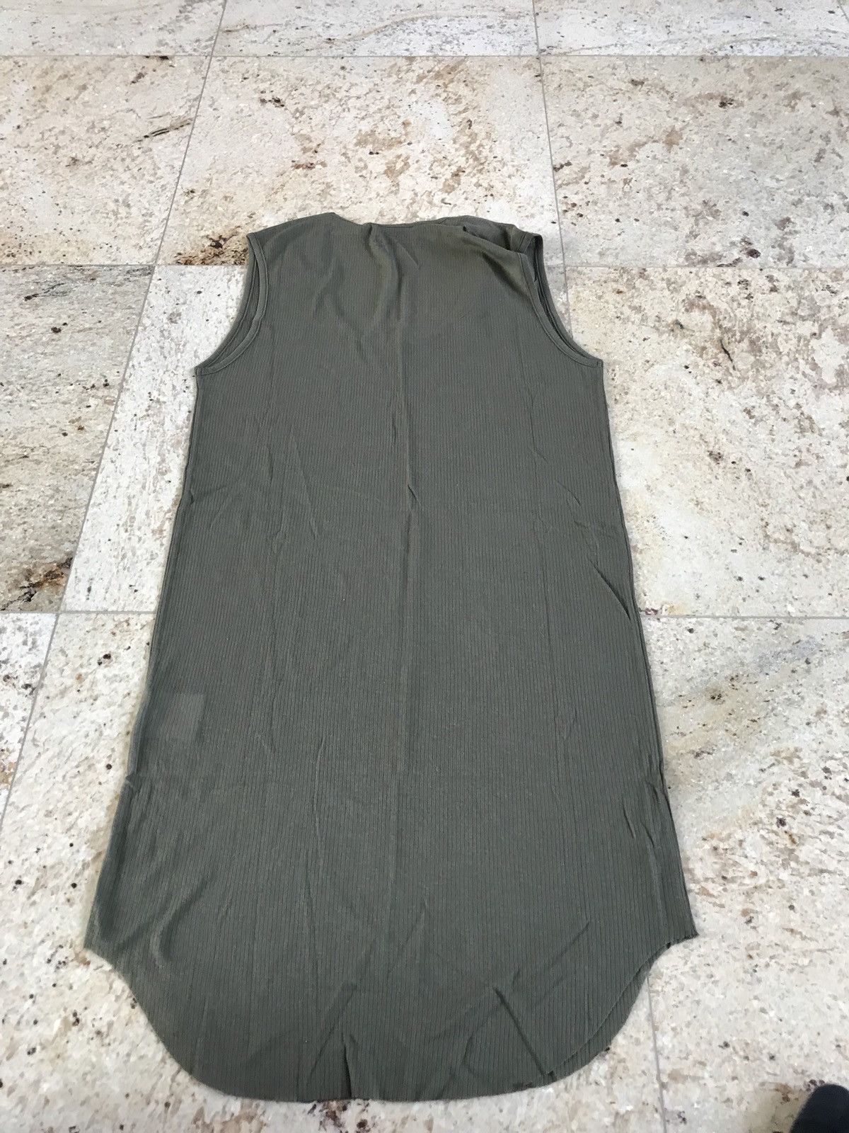 Balmain Khaki Ribbed Tank Size US XL / EU 56 / 4 - 12 Thumbnail