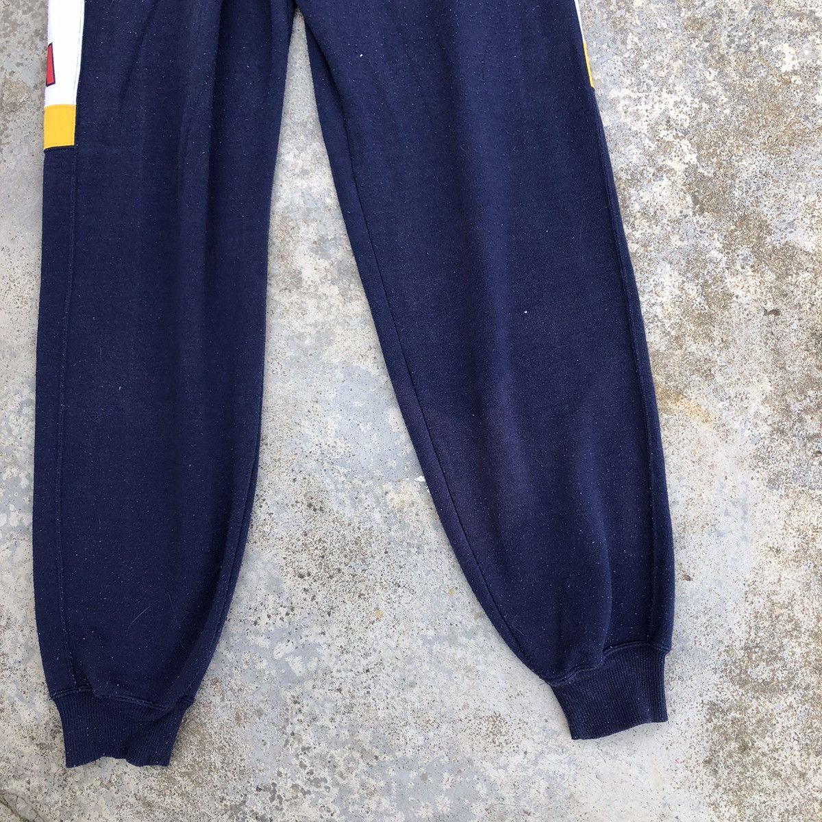 Jantzen RARE DESIGN JANTZEN USA BIG LOGO JOGGER PANT Size US 30 / EU 46 - 8 Thumbnail