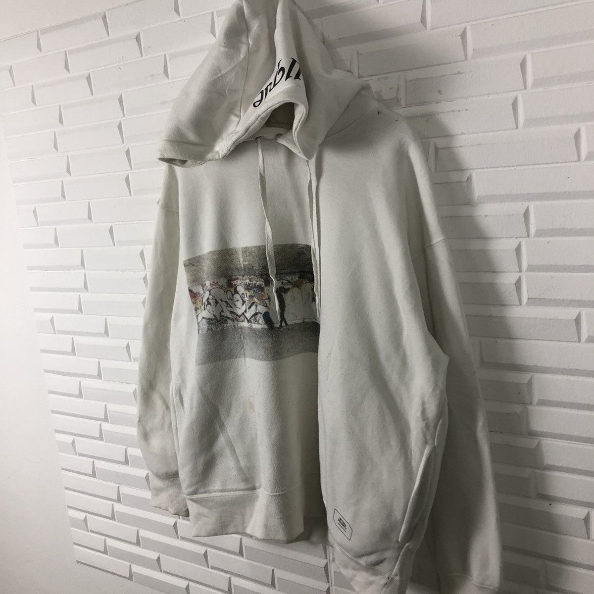 Japanese Brand RARE HOODIE STREET FASHION BIG LOGO Size US L / EU 52-54 / 3 - 2 Thumbnail