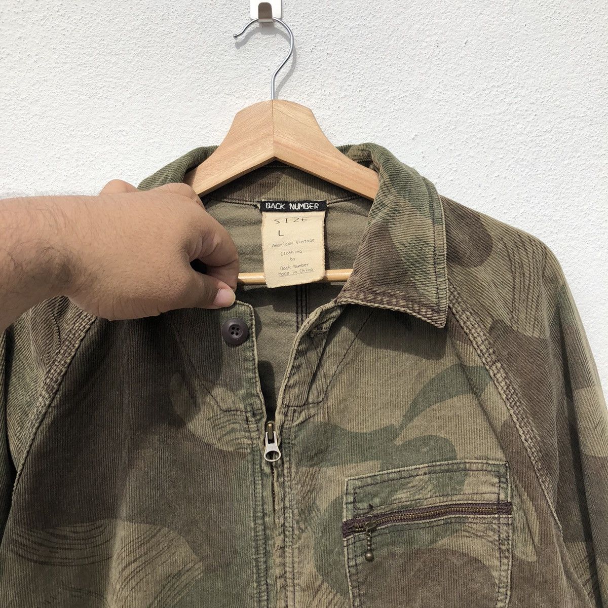 Japanese Brand MILITARY COLLECTIONS SURVIVAL JACKET CAMO BACK NUMBER Size US L / EU 52-54 / 3 - 4 Thumbnail
