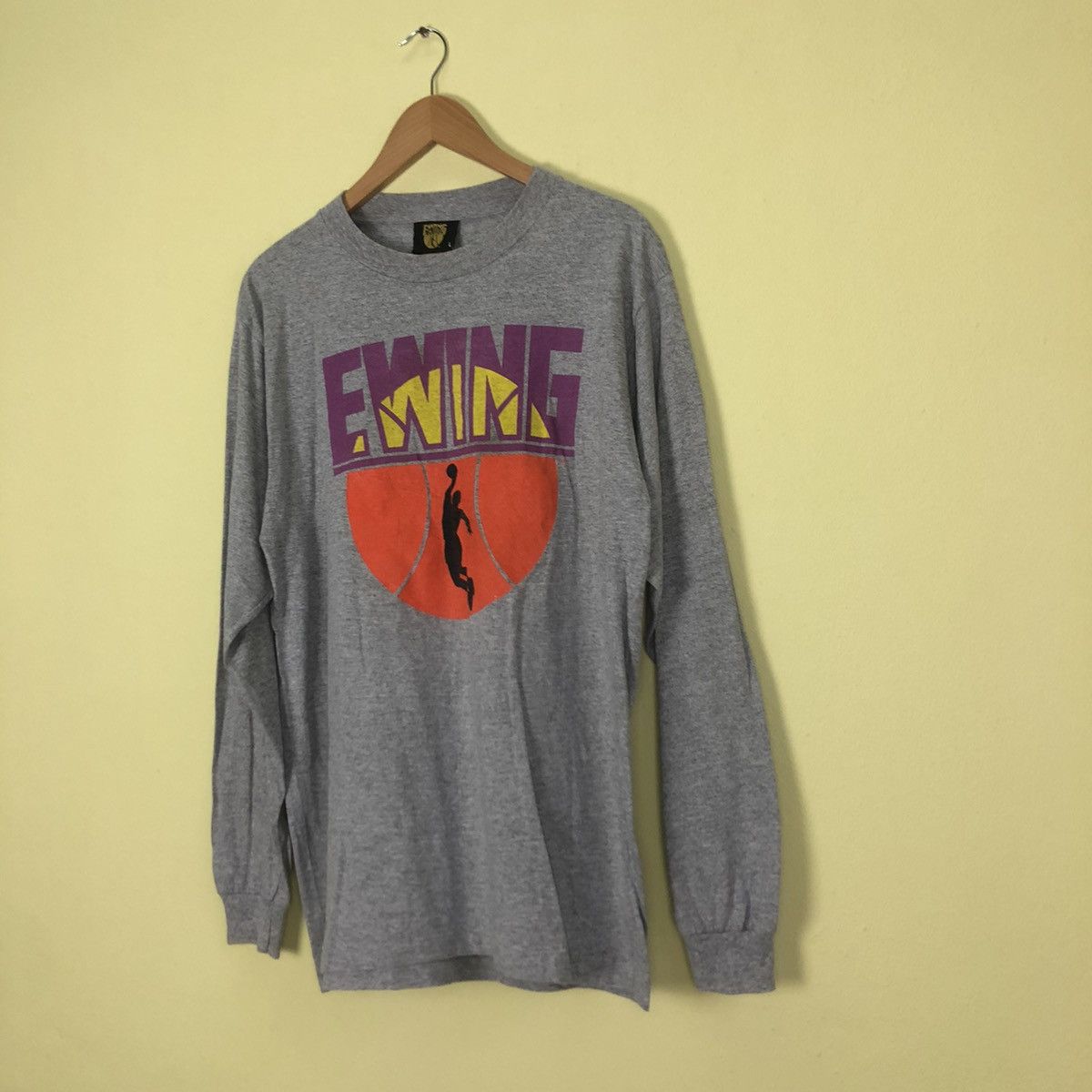 Japanese Brand × NBA × Vintage 🔥90’s Vintage Sweatshirt Legendary NBA Player Ewing Big Logo Size US L / EU 52-54 / 3 - 2 Thumbnail