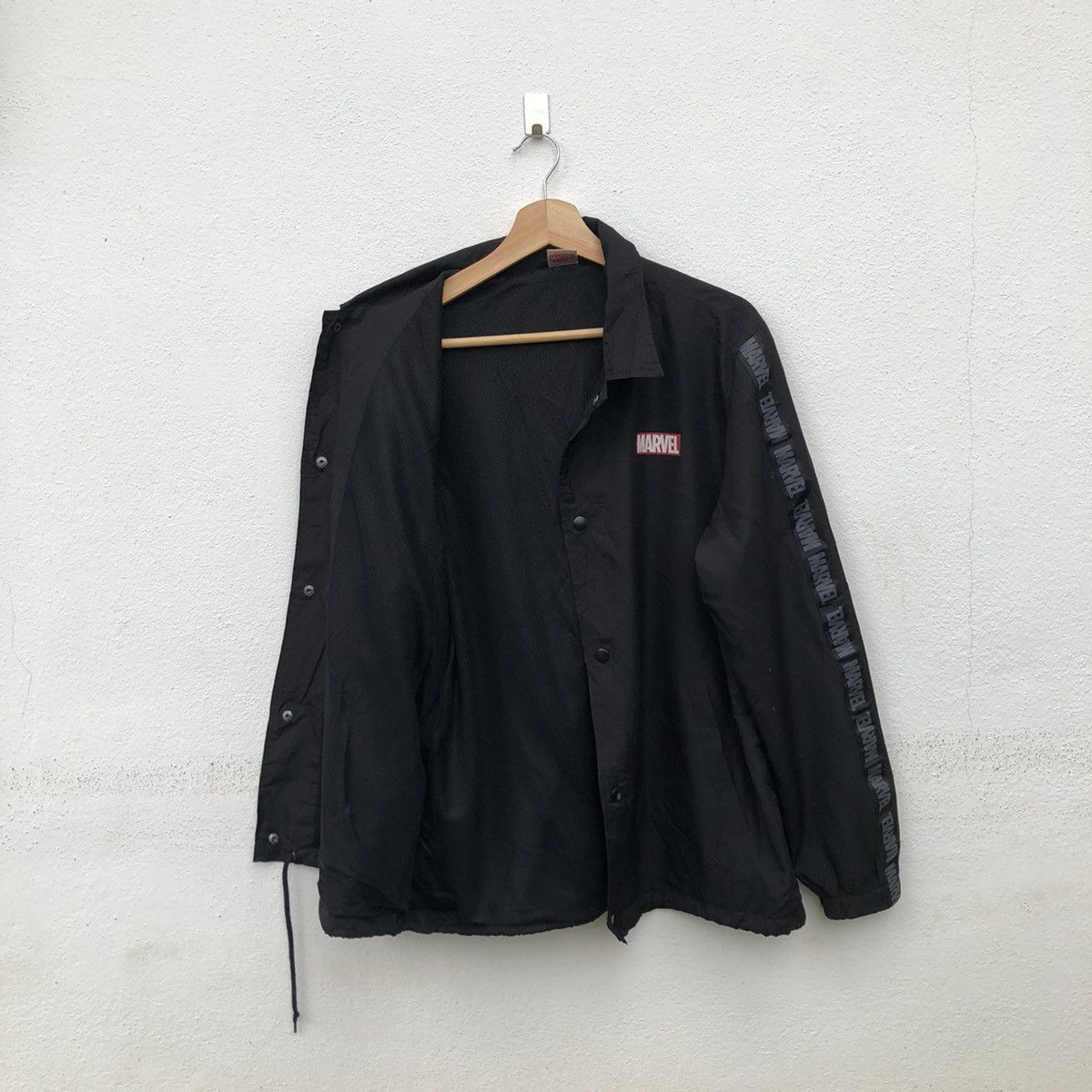 Japanese Brand MARVEL BIG LOGO BUTTON JACKET Size US L / EU 52-54 / 3 - 8 Thumbnail