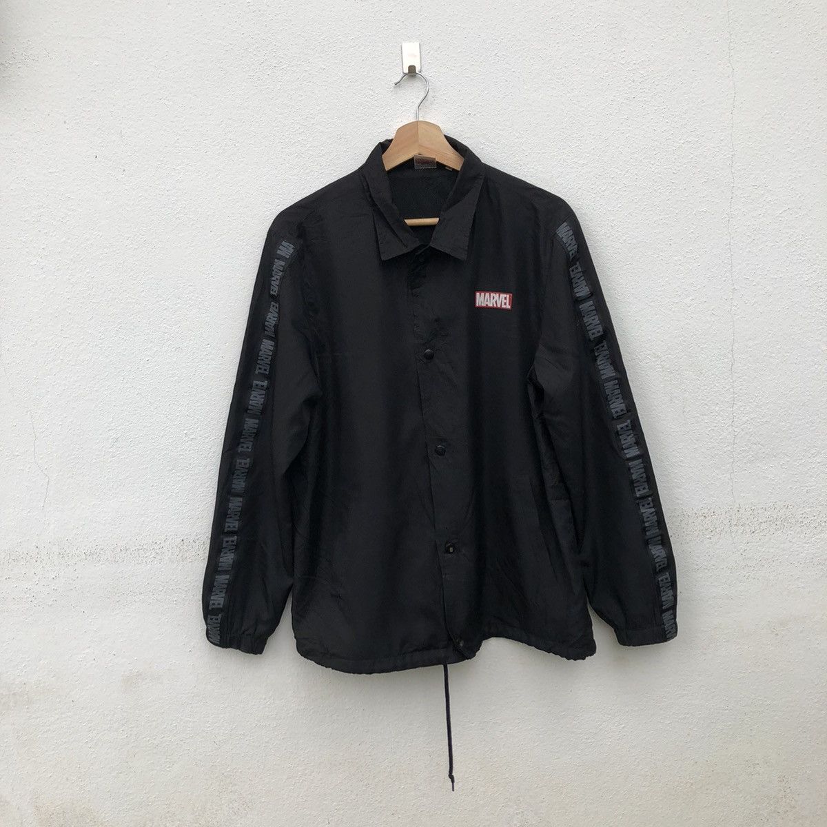 Japanese Brand MARVEL BIG LOGO BUTTON JACKET Size US L / EU 52-54 / 3 - 2 Thumbnail