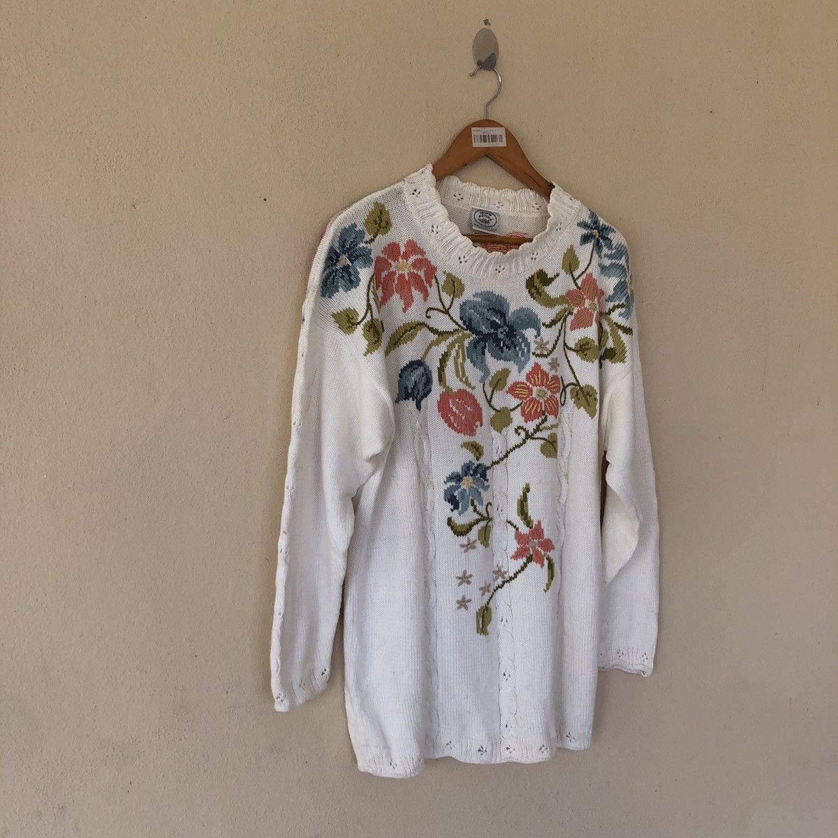 Japanese Brand VINTAGE KNITWEAR SWEATSHIRT FLORAL Size US M / EU 48-50 / 2 - 3 Thumbnail
