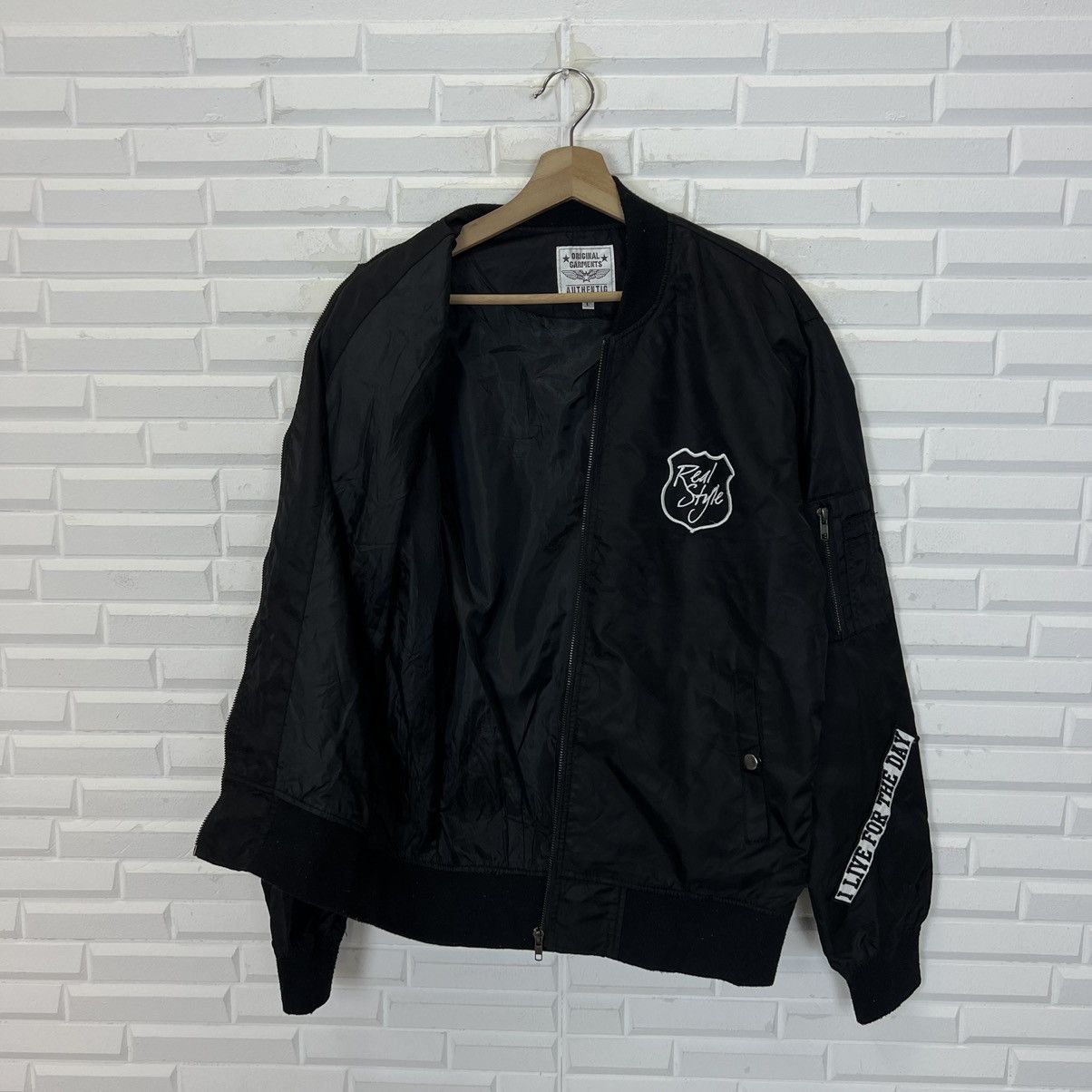 Japanese Brand VINTAGE BOMBER JACKET ORIGINAL GARMENTS AUTHENTIC FULLPATCHE Size US L / EU 52-54 / 3 - 11 Thumbnail