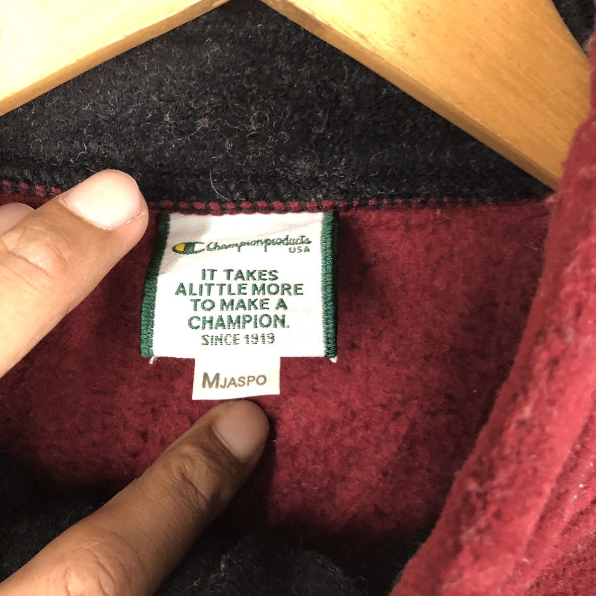 Champion × Vintage Rare vintage champion fleece jacket nice design Size US M / EU 48-50 / 2 - 7 Thumbnail