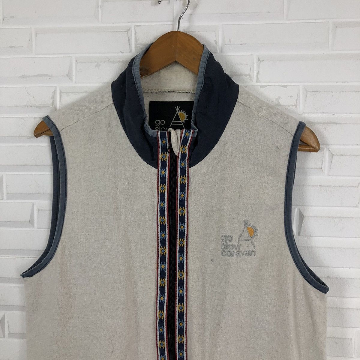 go slow caravan TANKTOP SLEEVELESS GO SLOW CARAVAN MULTI COLOUR RARE DESIGN Size US XL / EU 56 / 4 - 3 Thumbnail