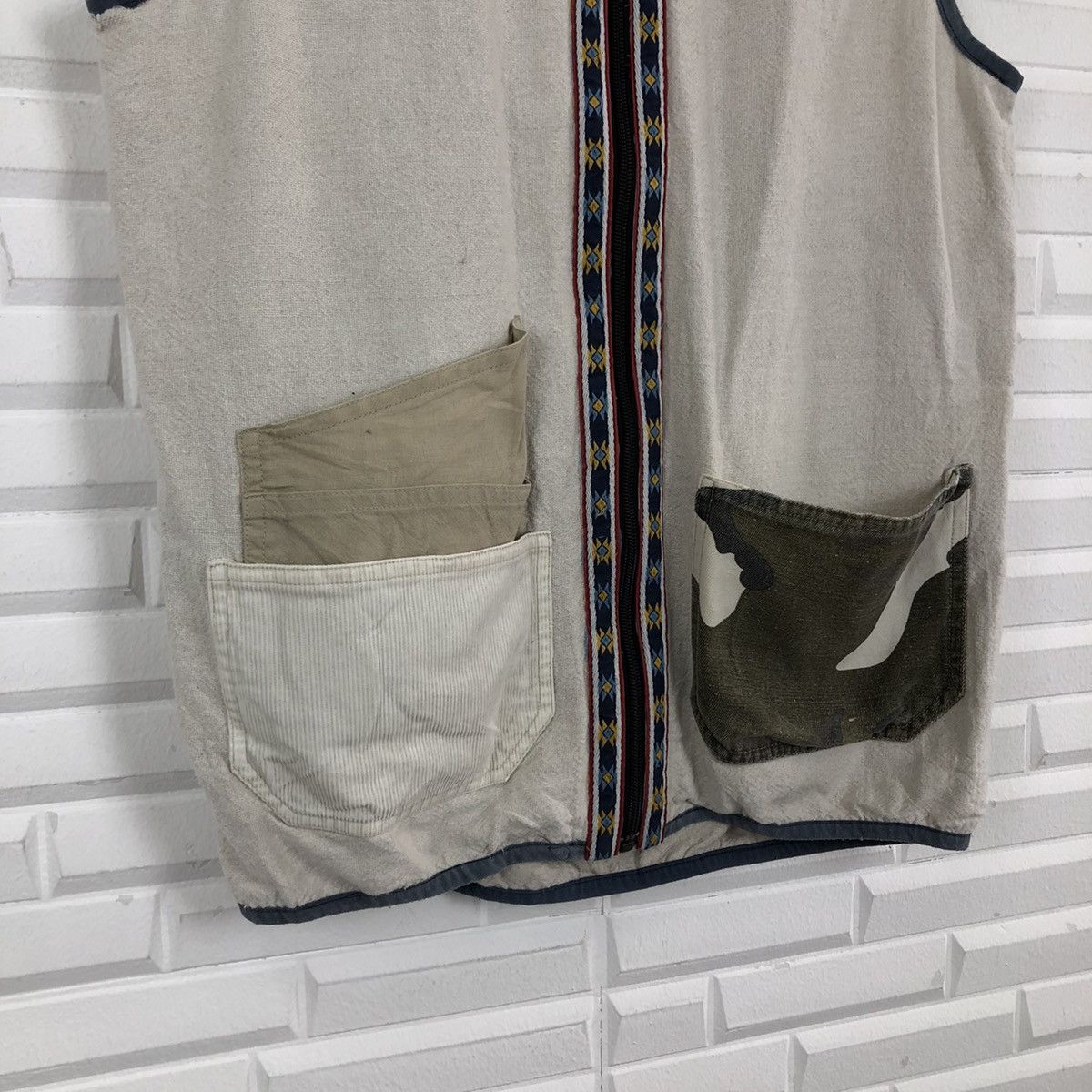 go slow caravan TANKTOP SLEEVELESS GO SLOW CARAVAN MULTI COLOUR RARE DESIGN Size US XL / EU 56 / 4 - 4 Thumbnail