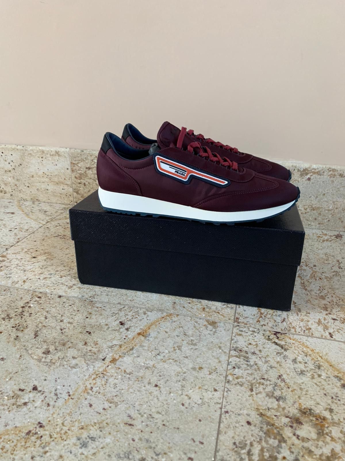 Prada Milano Trainer in Granato Size US 11 / EU 44 - 2 Thumbnail