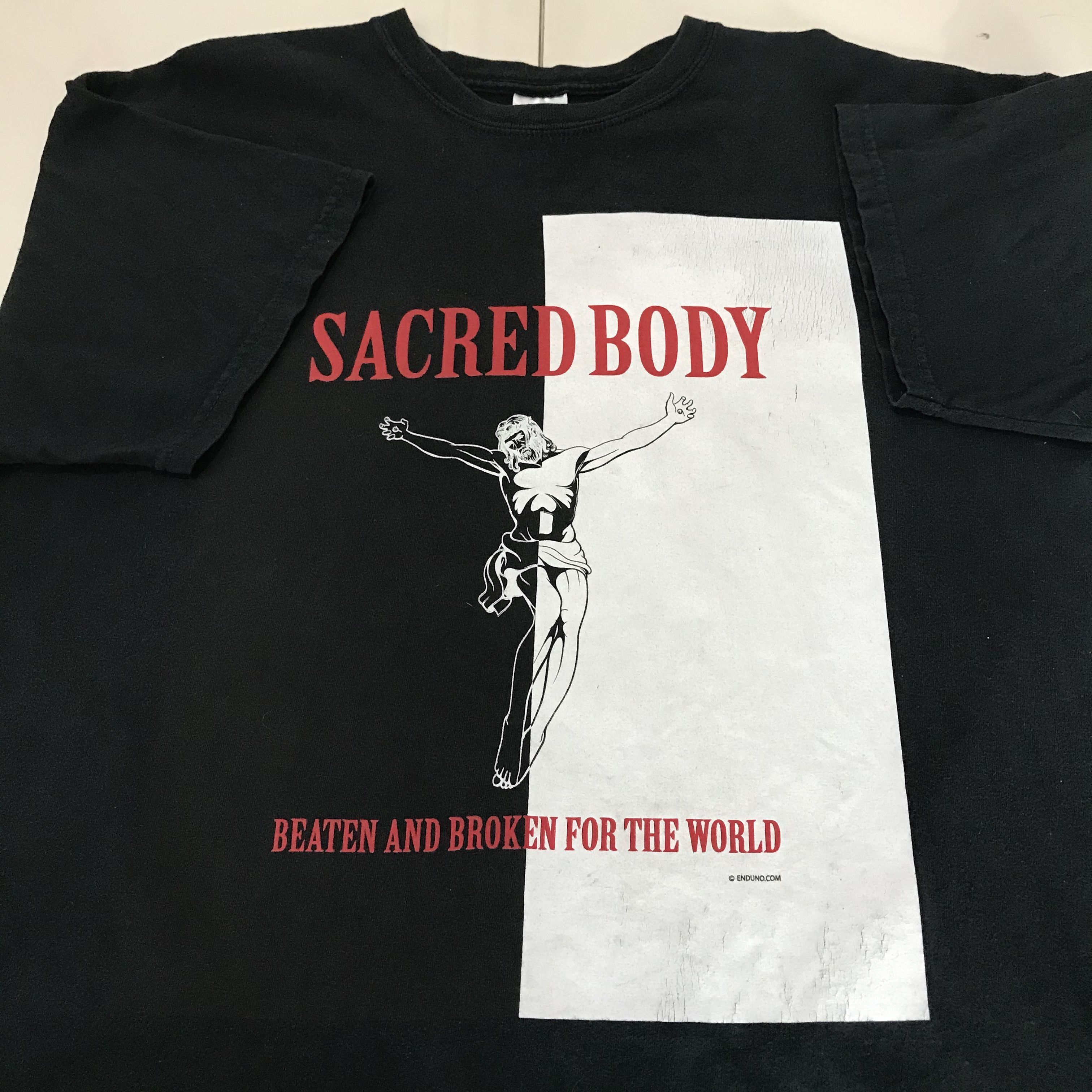 Vintage Vintage Y2K Jesus Sacred Body God Jesus Holy Bible Tee XL Size US XL / EU 56 / 4 - 1 Thumbnail