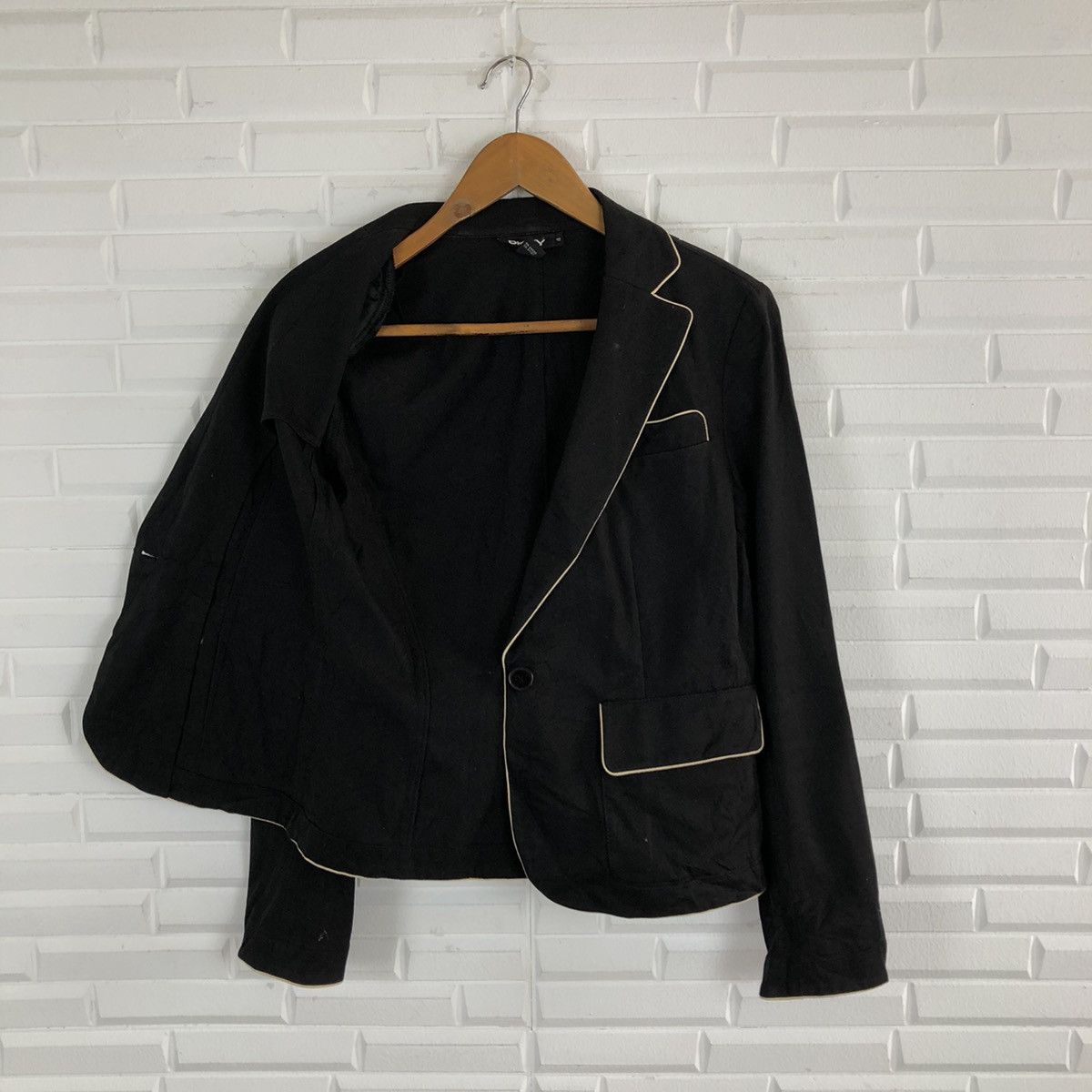 DKNY CROPPED JACKET RARE DESIGN DKNY Size US M / EU 48-50 / 2 - 7 Thumbnail