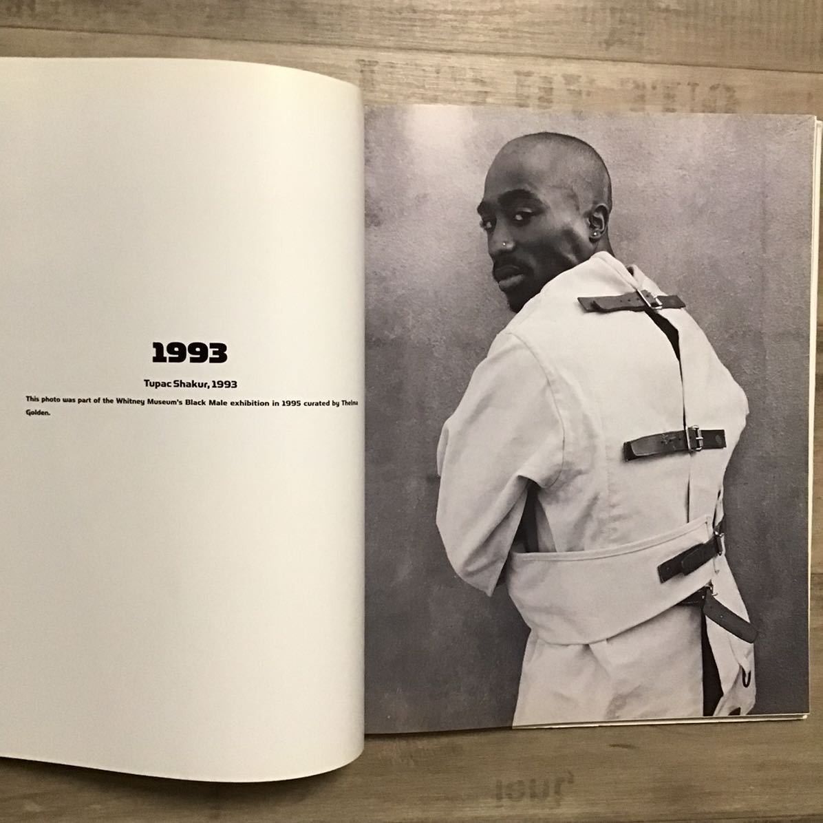 Bape × Futura BAPE Shawn Mortensen Photo Book 2PAC Futura Biggie Size ONE SIZE - 2 Thumbnail