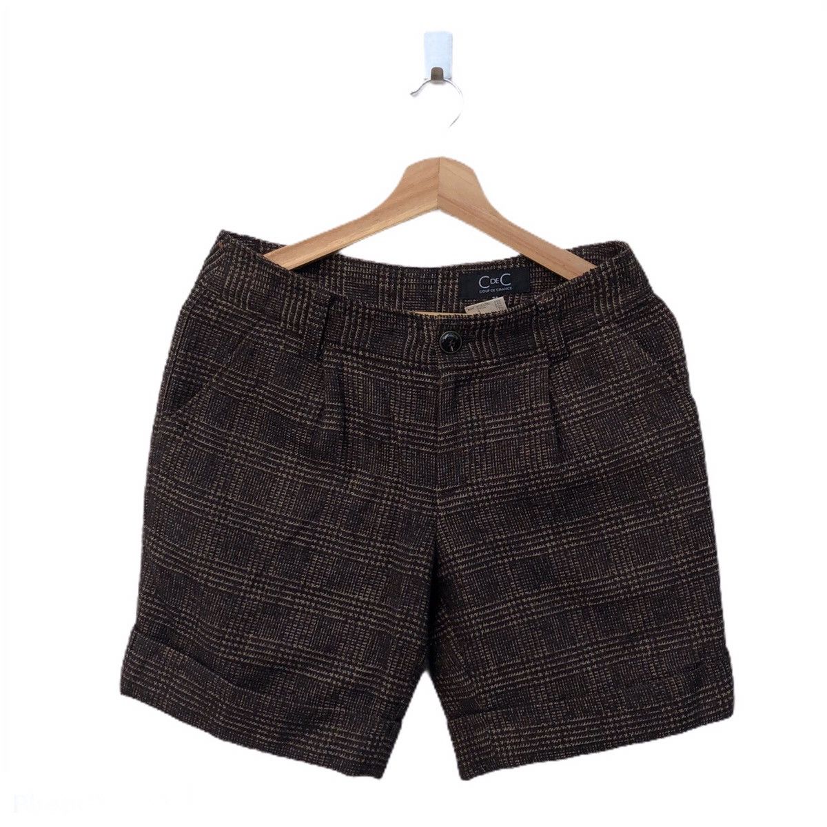 Japanese Brand COUP DE CHANCE WOOL SHORT PANTS NICE DESIGN Size US 30 / EU 46 - 1 Thumbnail