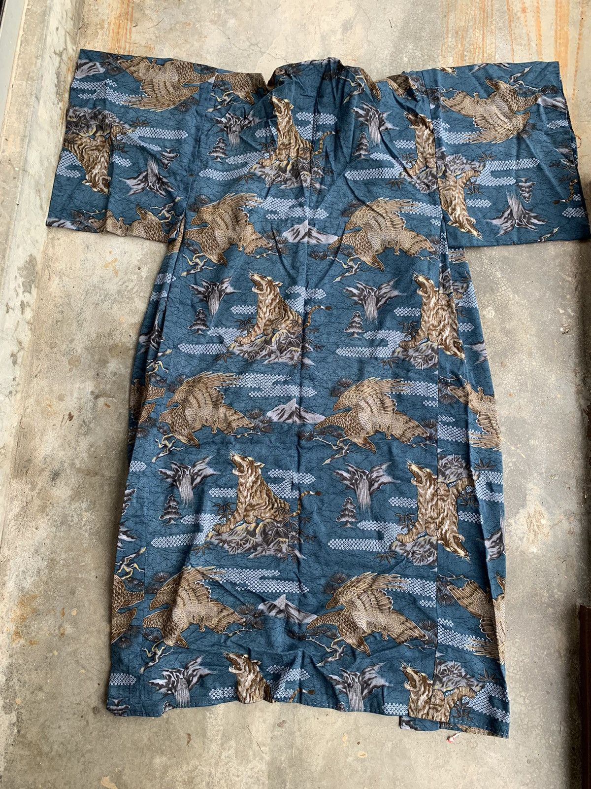 Japanese Brand Vintage Eagle Tiger Full Painted Kimono Cardigan Jacket Size US L / EU 52-54 / 3 - 2 Thumbnail