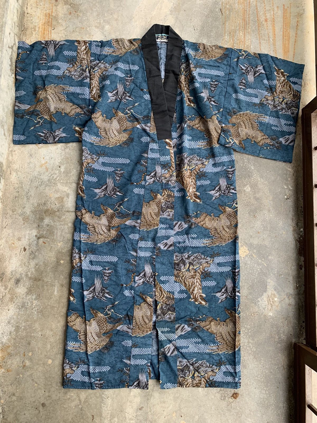Japanese Brand Vintage Eagle Tiger Full Painted Kimono Cardigan Jacket Size US L / EU 52-54 / 3 - 1 Thumbnail