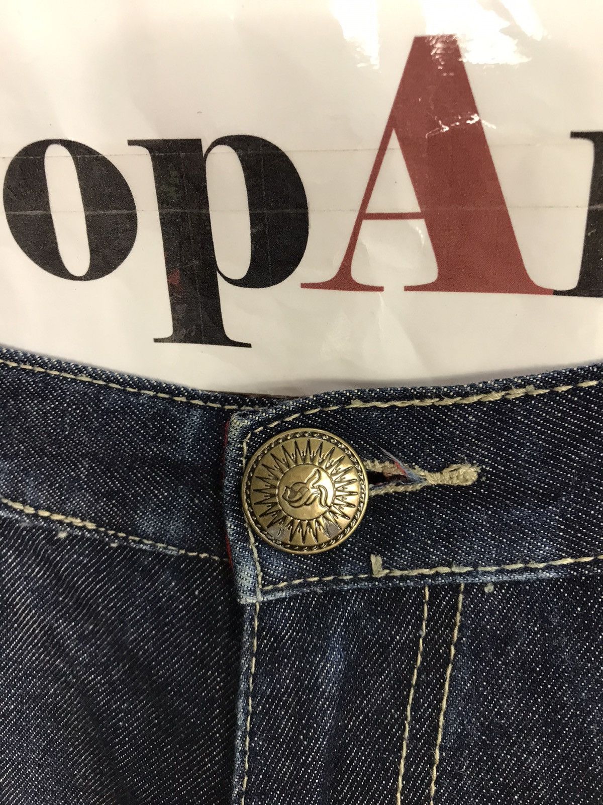 Japanese Brand Kanji Jeans Loose Fit Leather Pocket Design Size US 39 - 6 Thumbnail