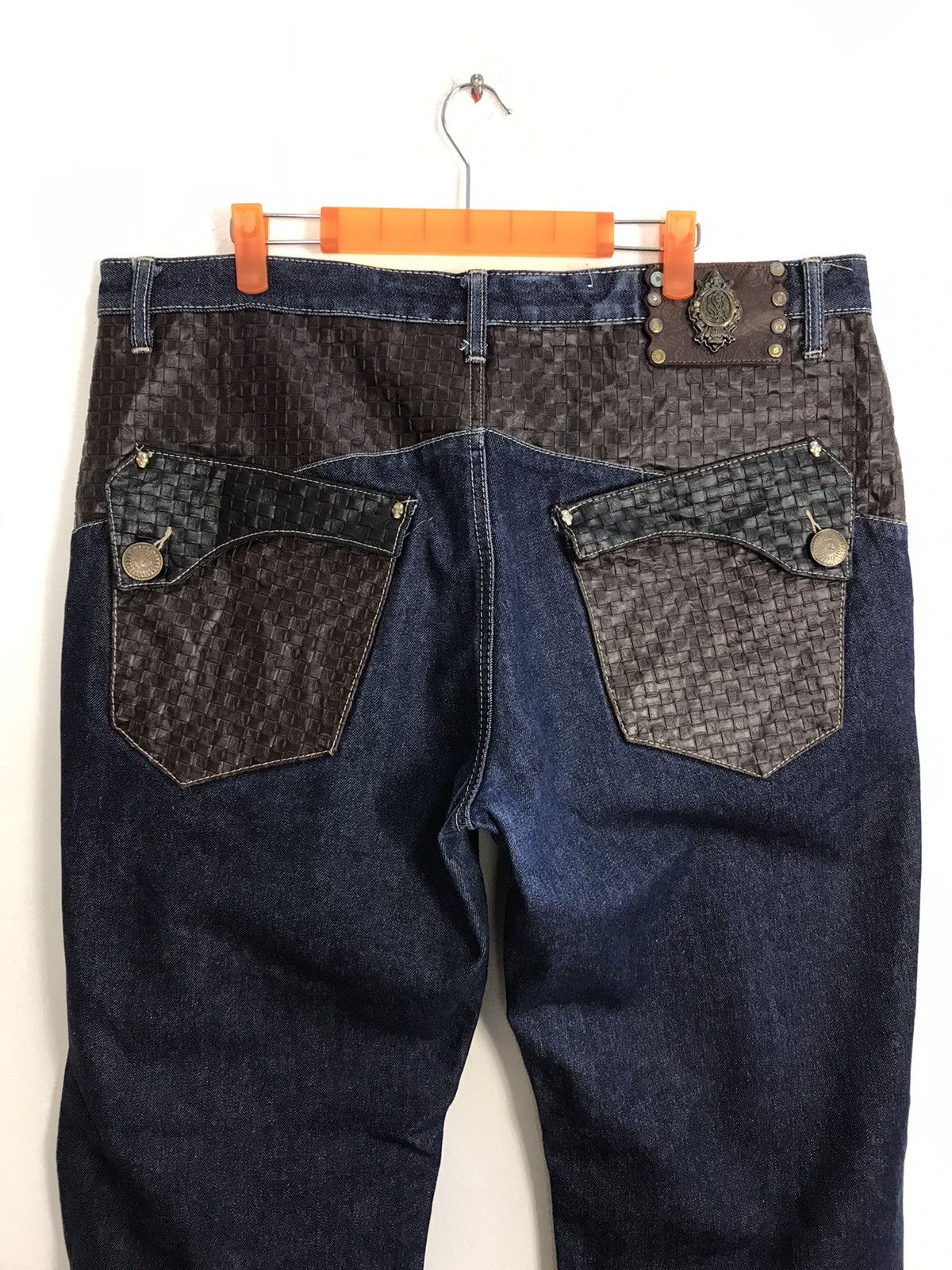 Japanese Brand Kanji Jeans Loose Fit Leather Pocket Design Size US 39 - 9 Thumbnail