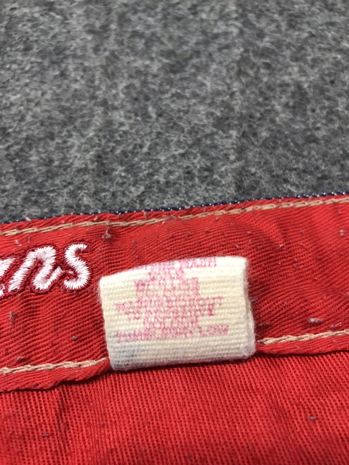Japanese Brand Kanji Jeans Loose Fit Leather Pocket Design Size US 39 - 15 Thumbnail
