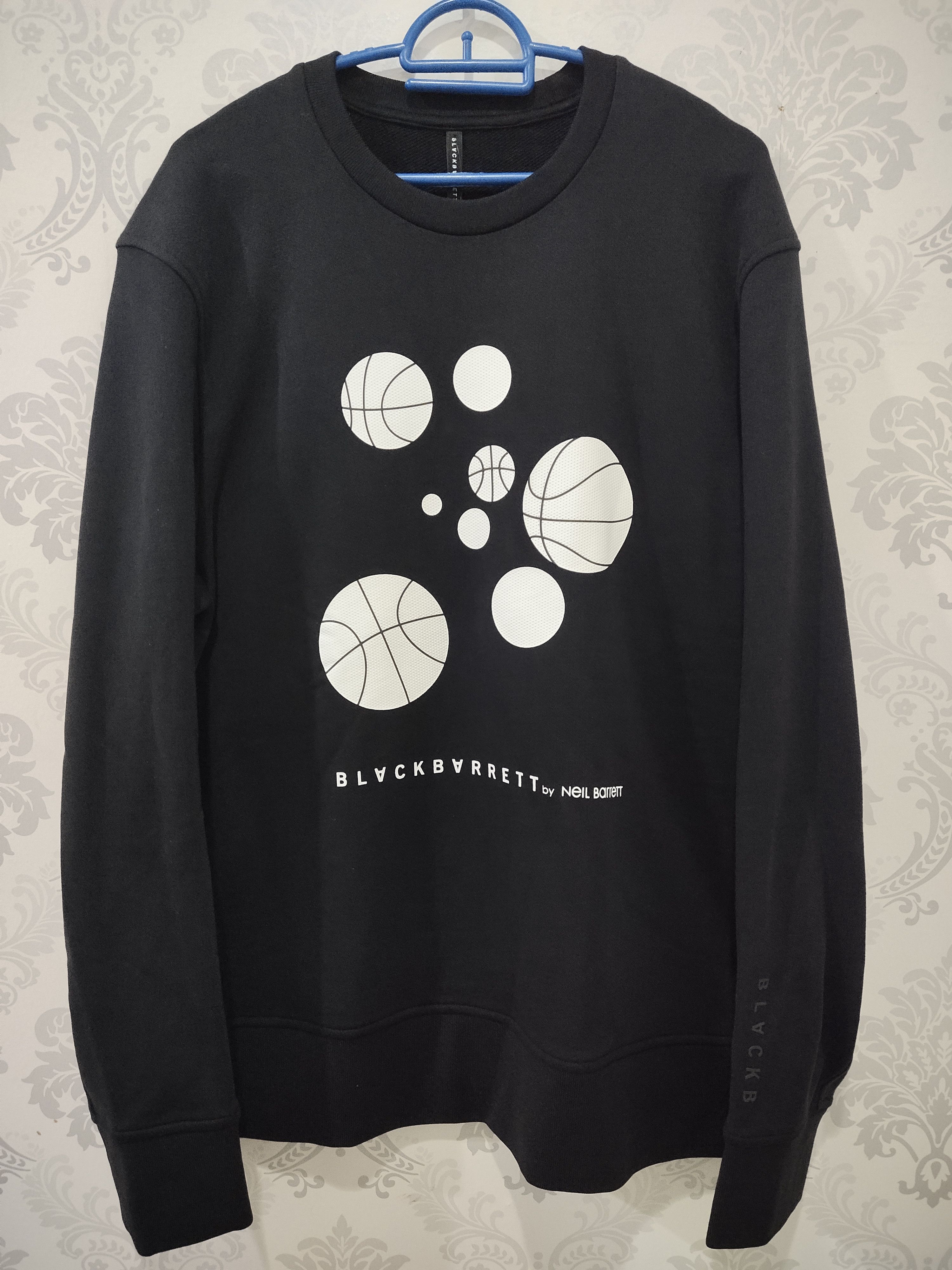 Neil Barrett Neil Barret Graphics Basketball Sweatshirt Size US M / EU 48-50 / 2 - 1 Thumbnail