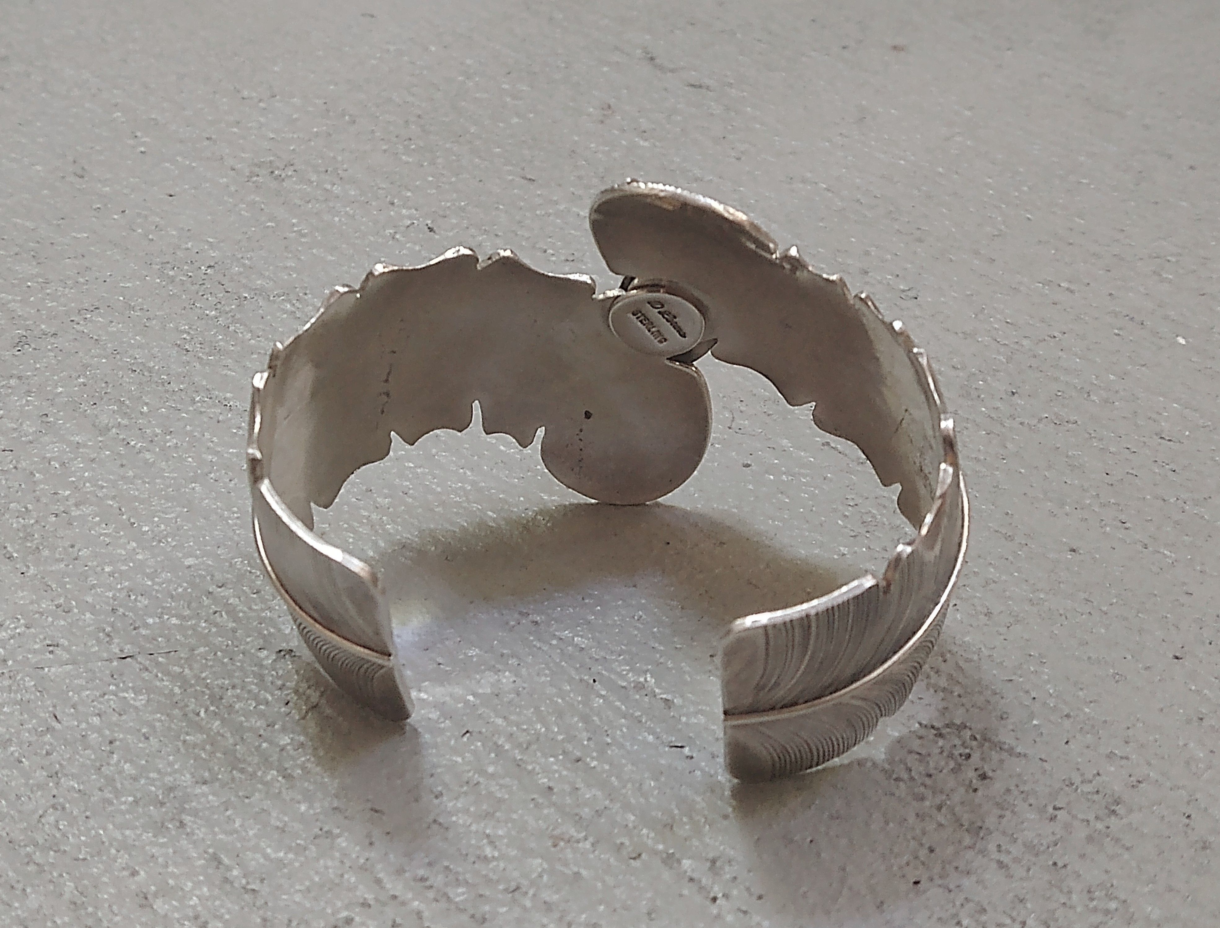 Jewelry Vintage Sterling Silver Bracelet Coral Navajo Native Tribal Size ONE SIZE - 5 Thumbnail