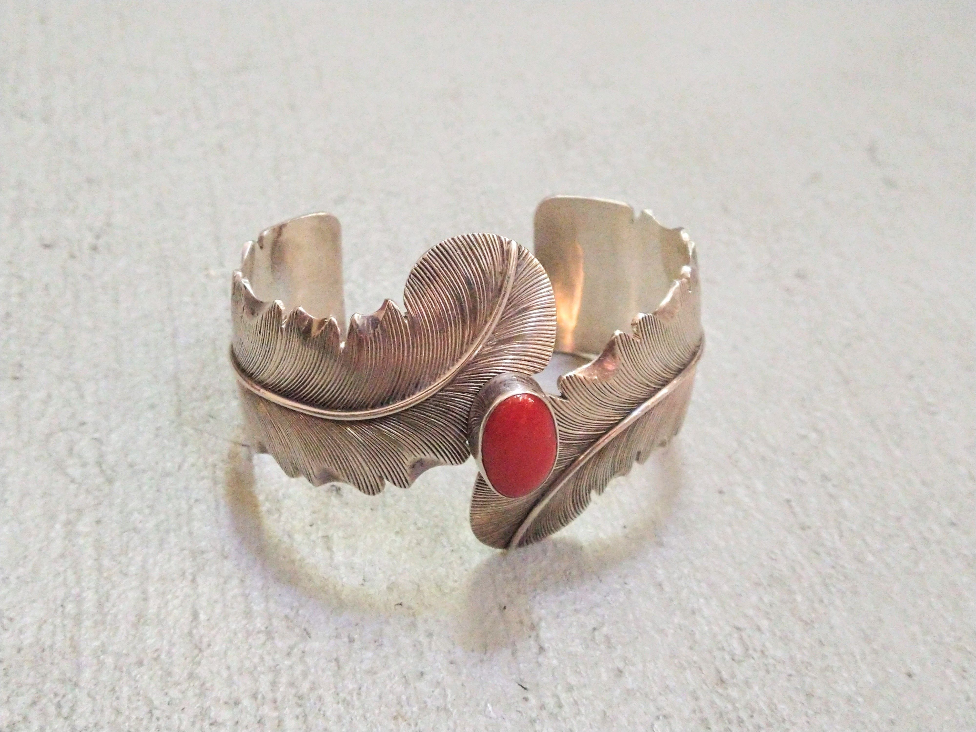 Jewelry Vintage Sterling Silver Bracelet Coral Navajo Native Tribal Size ONE SIZE - 1 Thumbnail