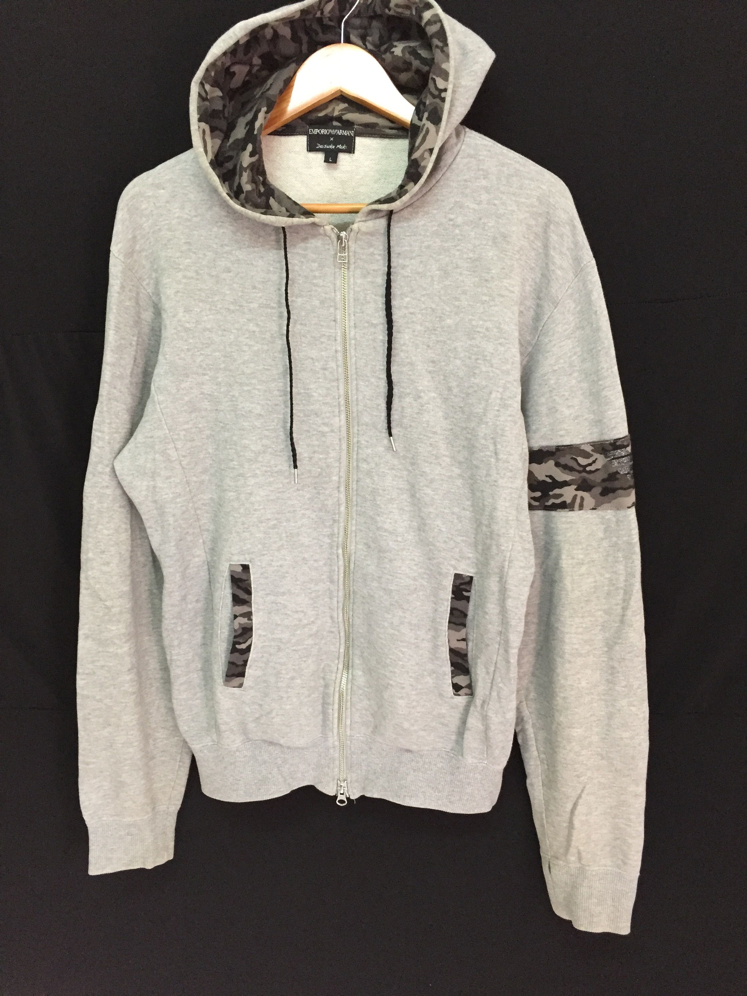 Giorgio Armani ARMANI x Daisuke Maki Limited Edition camo hoodie Size US M / EU 48-50 / 2 - 1 Thumbnail