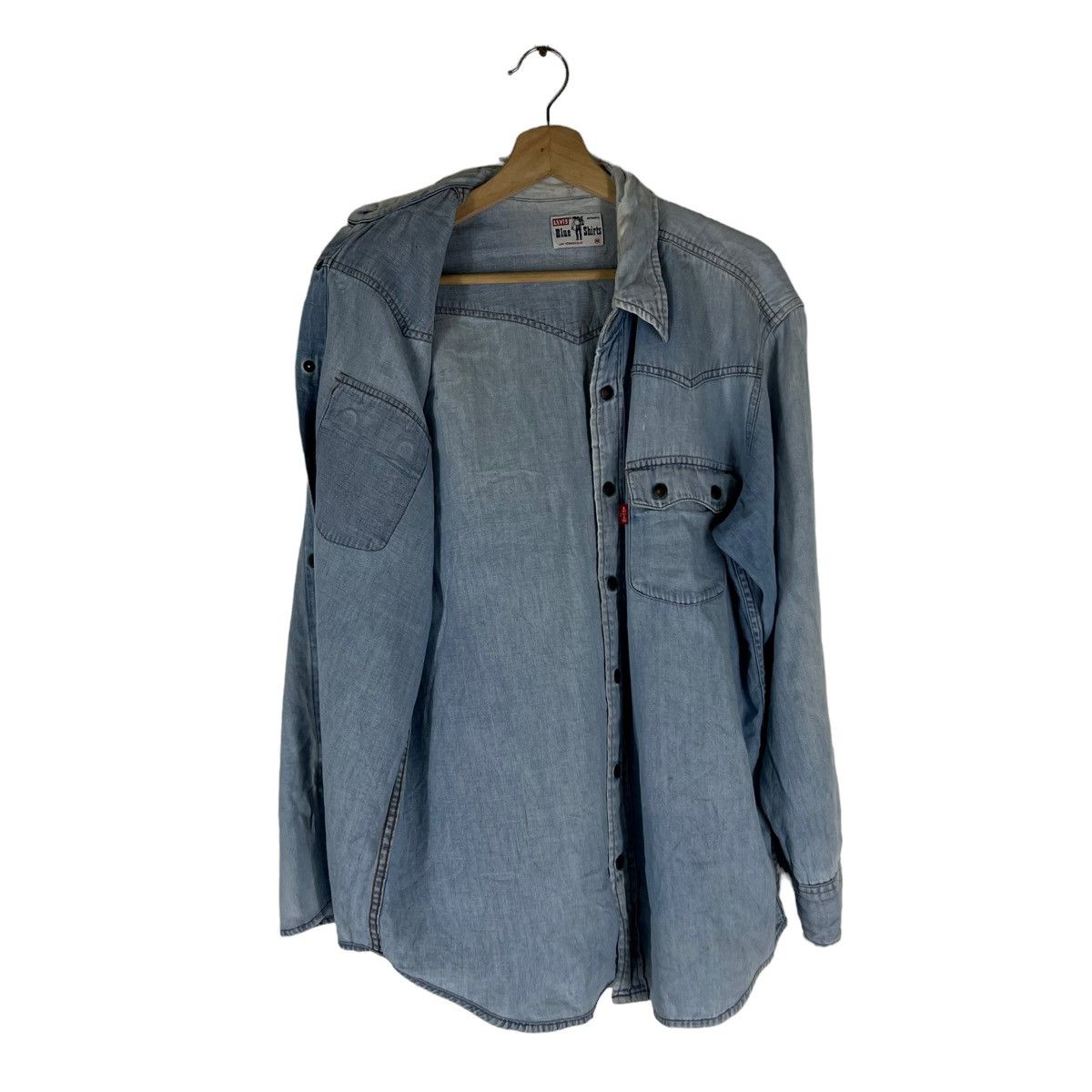 Levi's TRUE VINTAGE LEVIS BLUE SHIRTS DISTRESSED DESIGN BUTTONSTONE Size US M / EU 48-50 / 2 - 9 Thumbnail