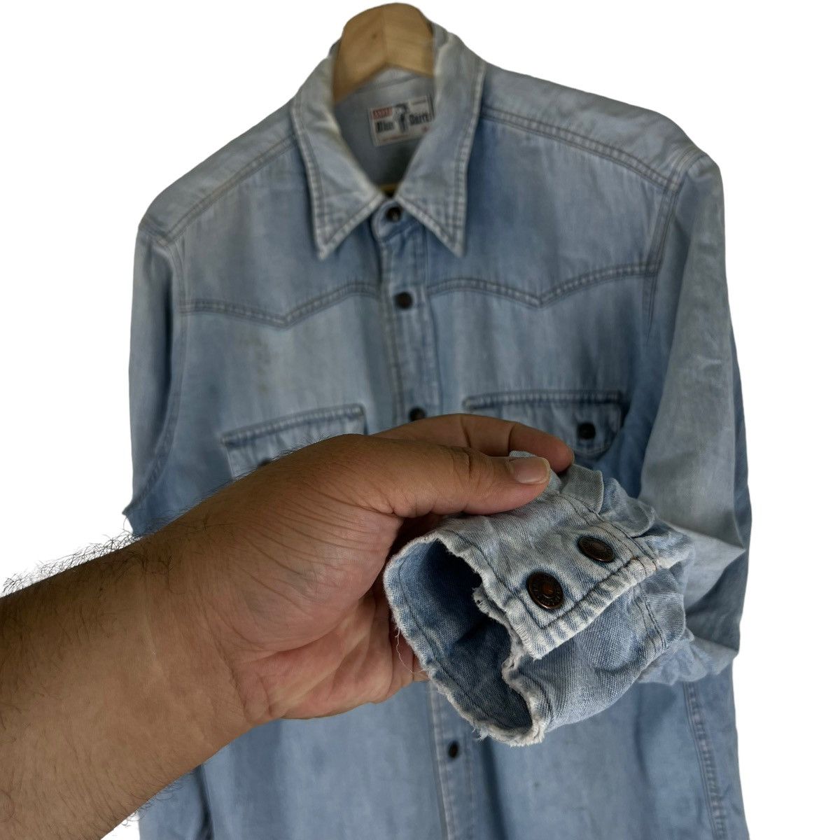 Levi's TRUE VINTAGE LEVIS BLUE SHIRTS DISTRESSED DESIGN BUTTONSTONE Size US M / EU 48-50 / 2 - 7 Thumbnail