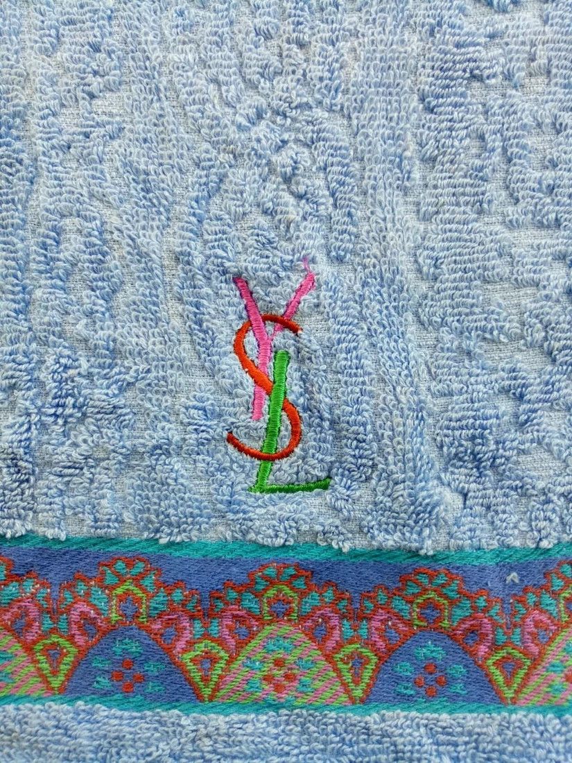 Yves Saint Laurent Handky Yves Saint Laurent / YSL Flower Handkerchief towel Size ONE SIZE - 3 Thumbnail