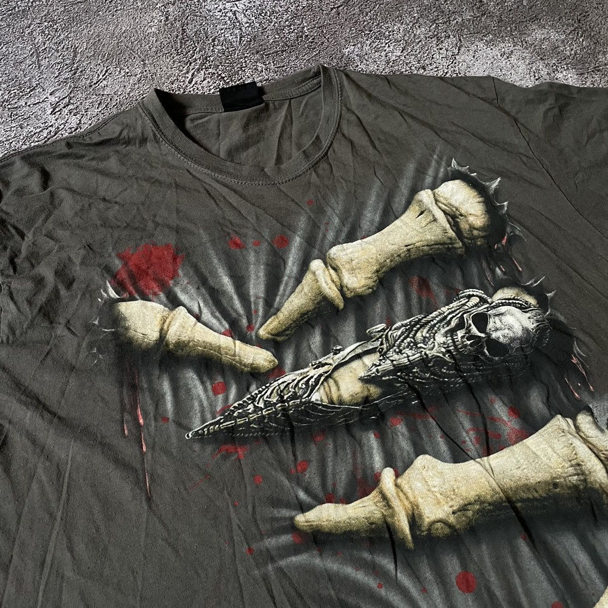 Vintage Vintage Y2K Thrashed Skeleton Graphic Tee Grunge Relaxed XXL Size US XXL / EU 58 / 5 - 6 Thumbnail
