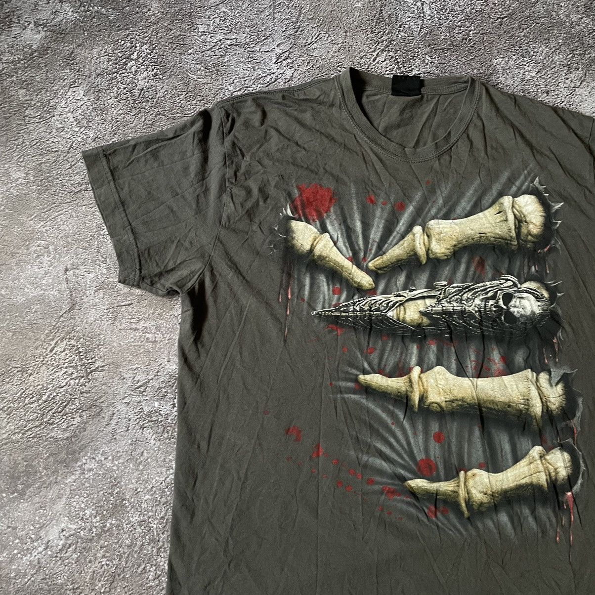 Vintage Vintage Y2K Thrashed Skeleton Graphic Tee Grunge Relaxed XXL Size US XXL / EU 58 / 5 - 5 Thumbnail