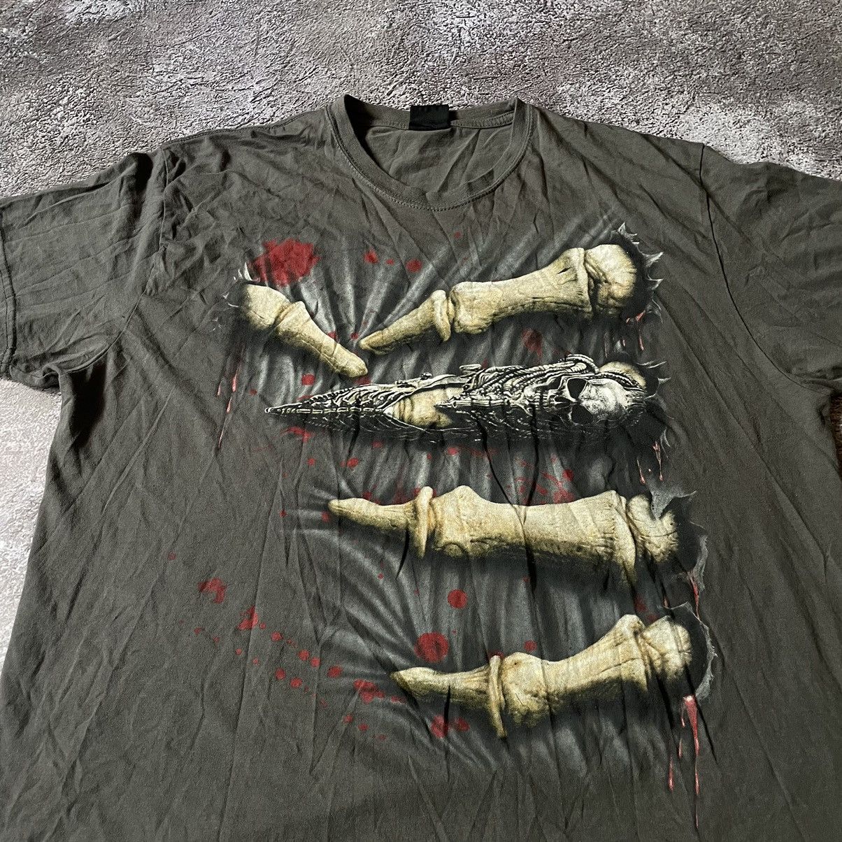 Vintage Vintage Y2K Thrashed Skeleton Graphic Tee Grunge Relaxed XXL Size US XXL / EU 58 / 5 - 4 Thumbnail
