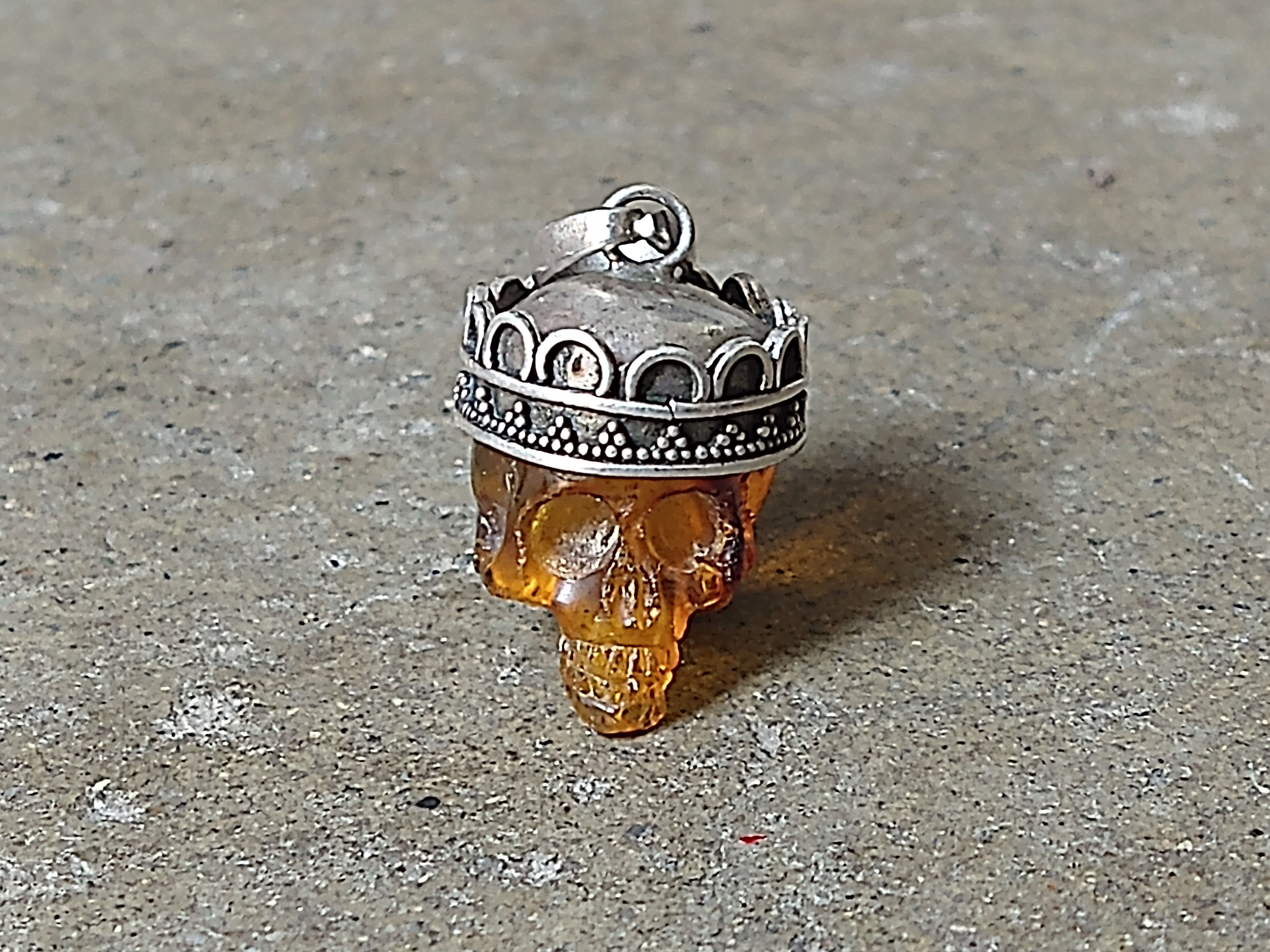 Jewelry Vintage Sterling Silver Pendant Orange Skull Crown Size ONE SIZE - 2 Thumbnail